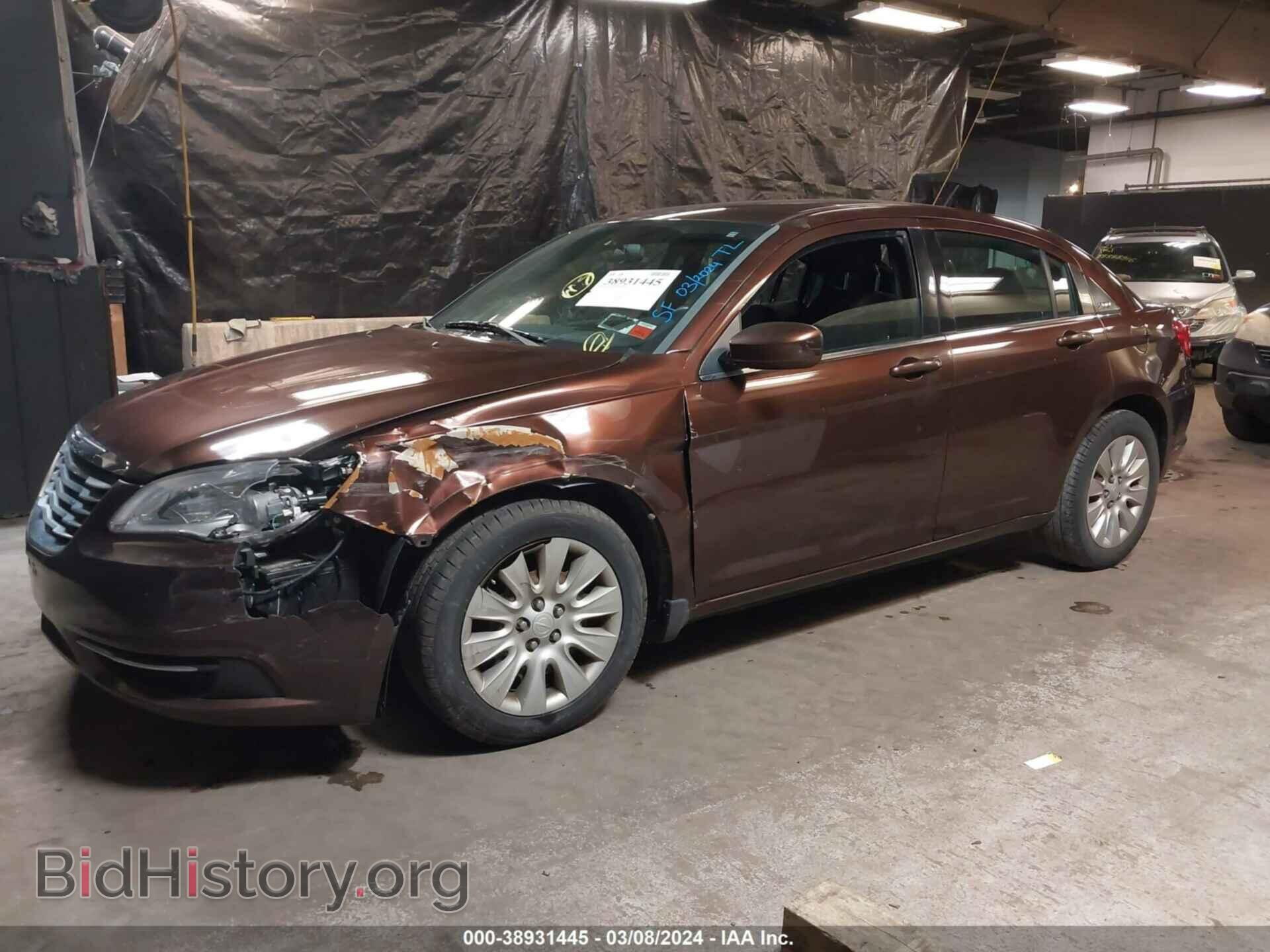 2013 CHRYSLER 200 - VIN: 1C3CCBABXDN733475 - Фото 2
