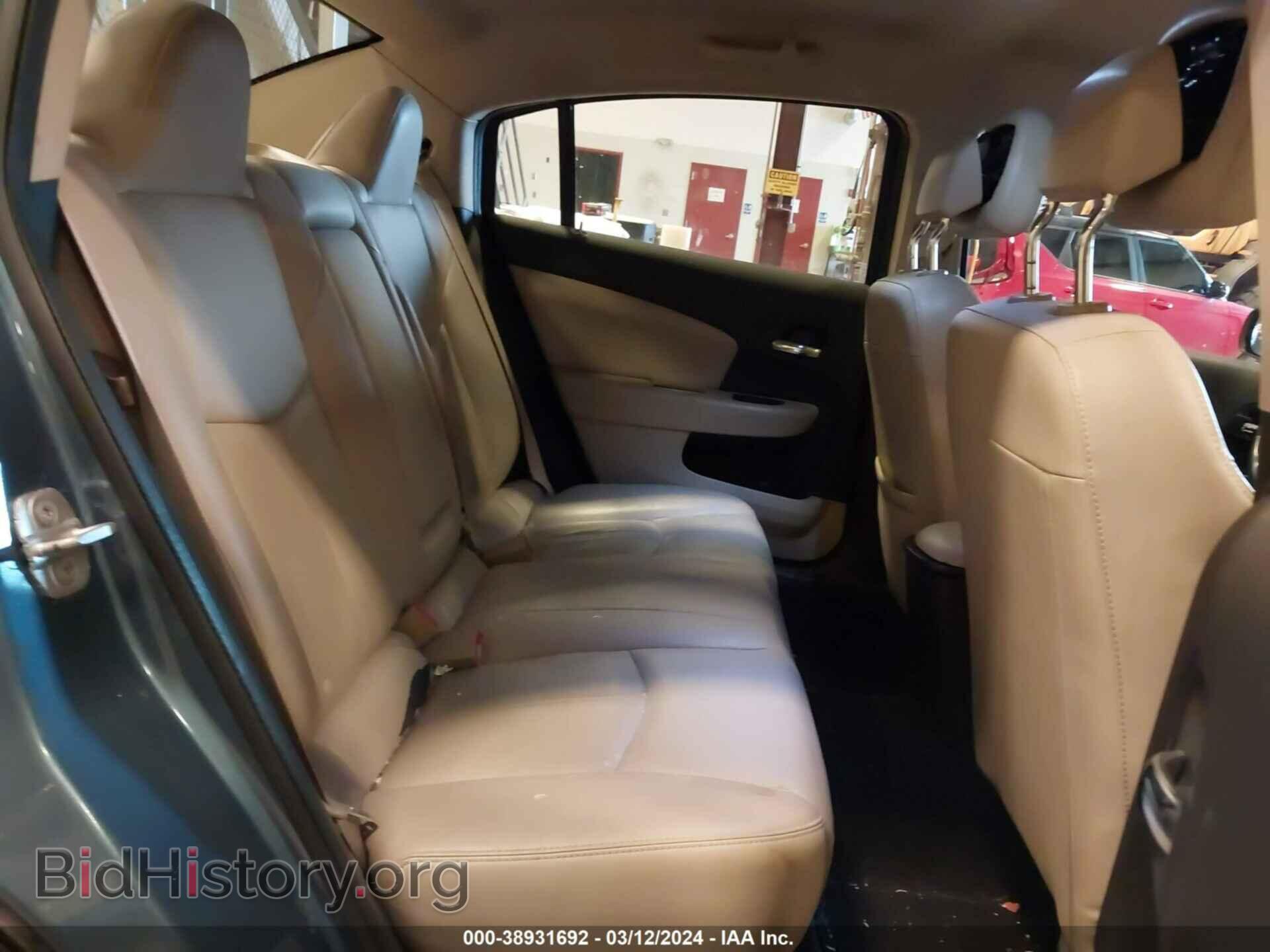 2011 CHRYSLER 200 - VIN: 1C3BC2FG7BN618281 - Фото 8