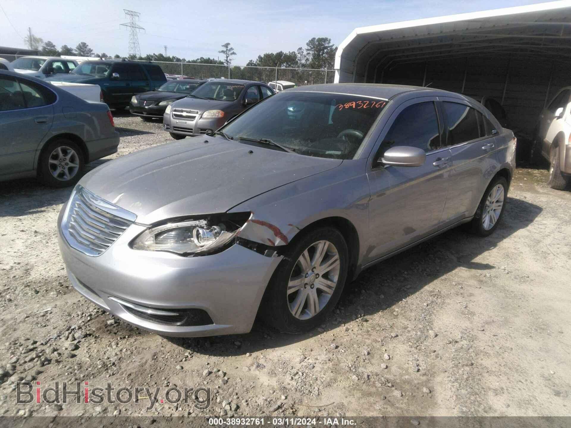 2013 CHRYSLER 200 - VIN: 1C3CCBAB6DN761984 - Photo 2