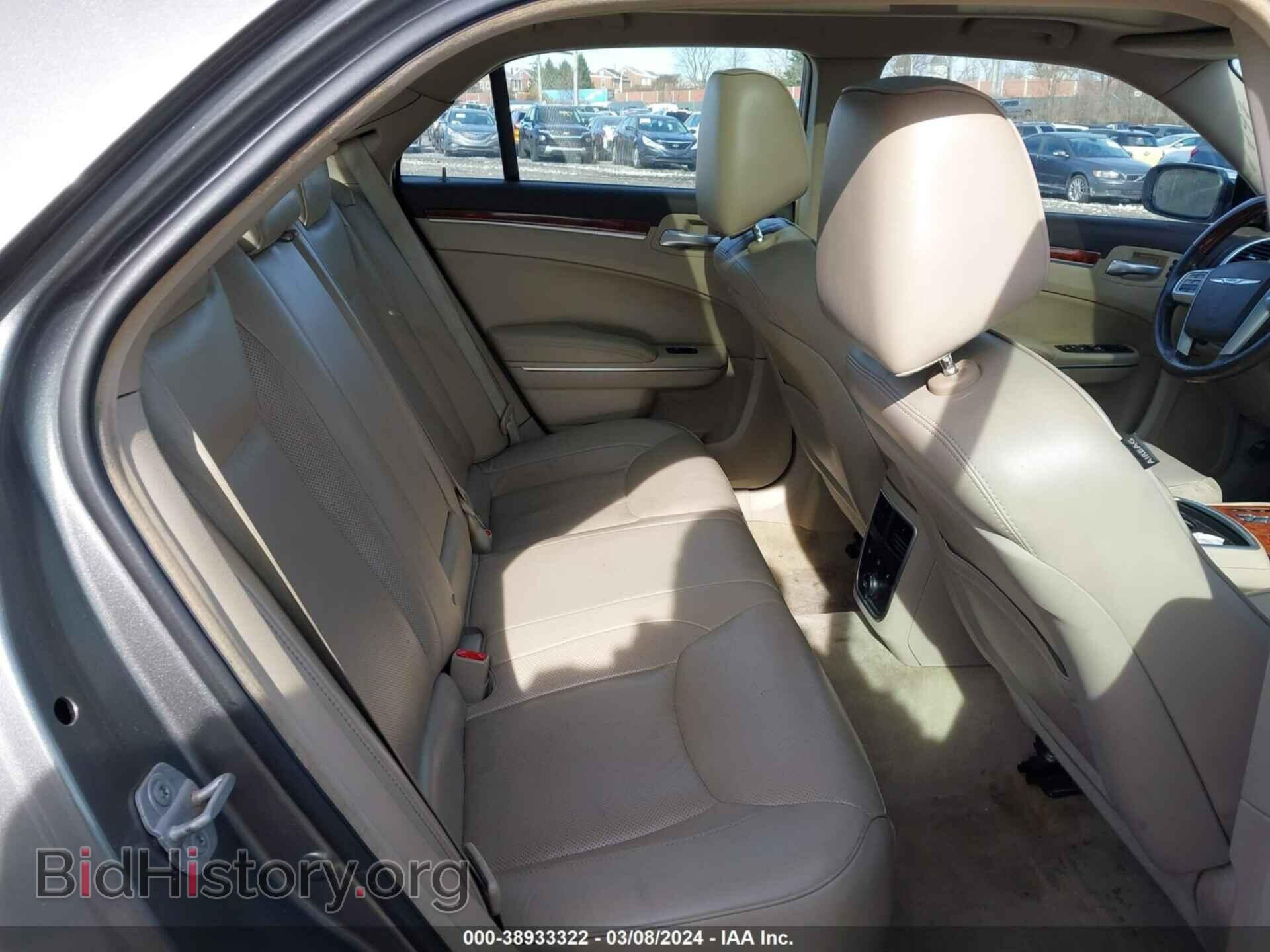 2011 CHRYSLER 300C - VIN: 2C3CK6CT6BH611797 - Фото 8