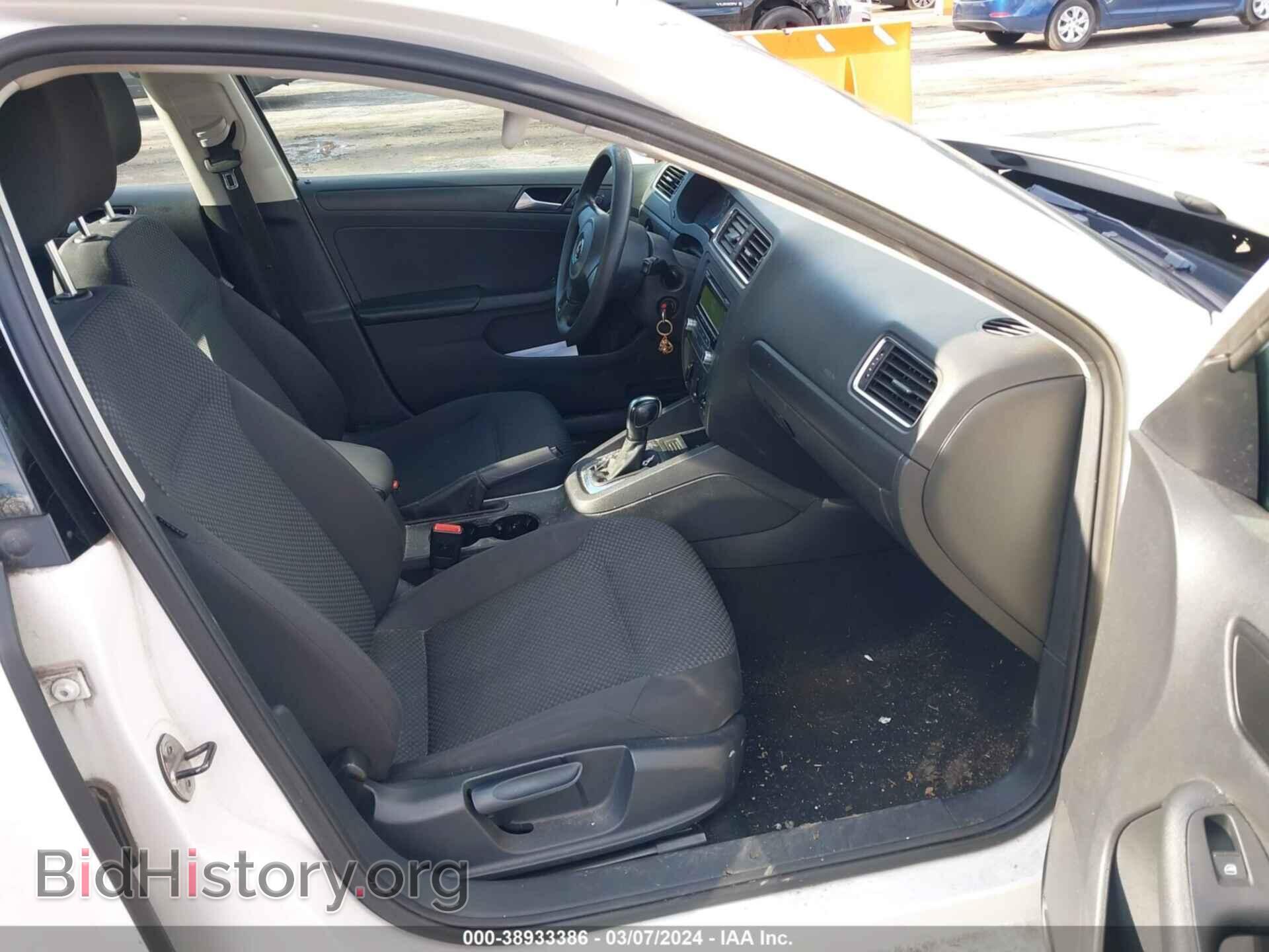 2014 VOLKSWAGEN JETTA - VIN: 3VW2K7AJ2EM377420 - Фото 5
