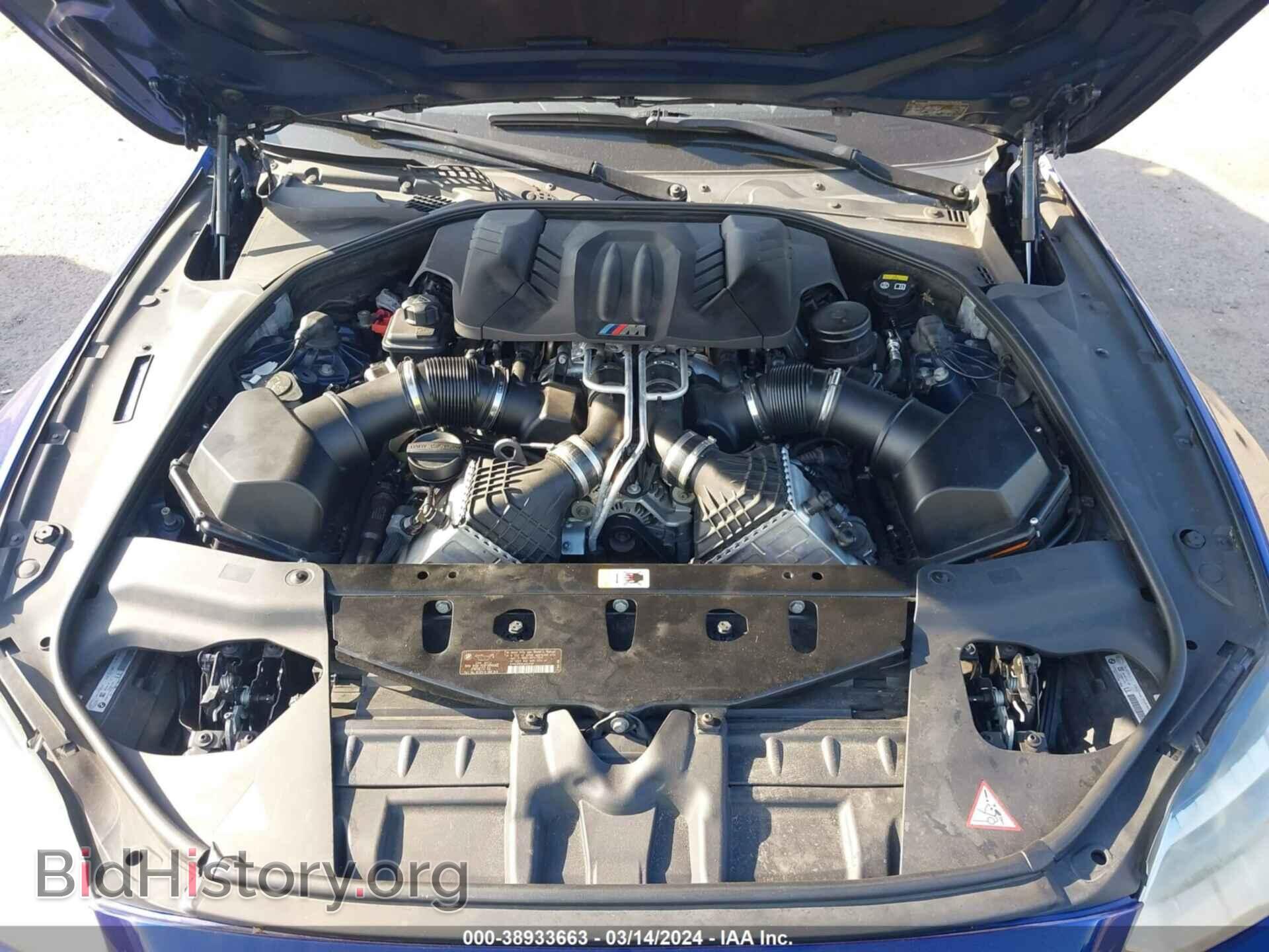 2014 BMW M6 - VIN: WBSLZ9C55EDZ78355 - Фото 10