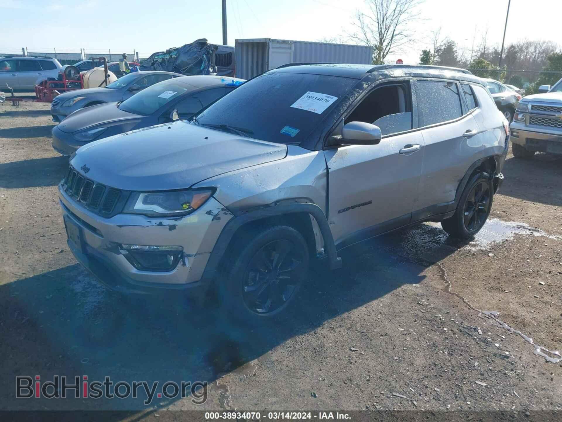 2018 JEEP COMPASS - VIN: 3C4NJDBB6JT453410 - Фото 2