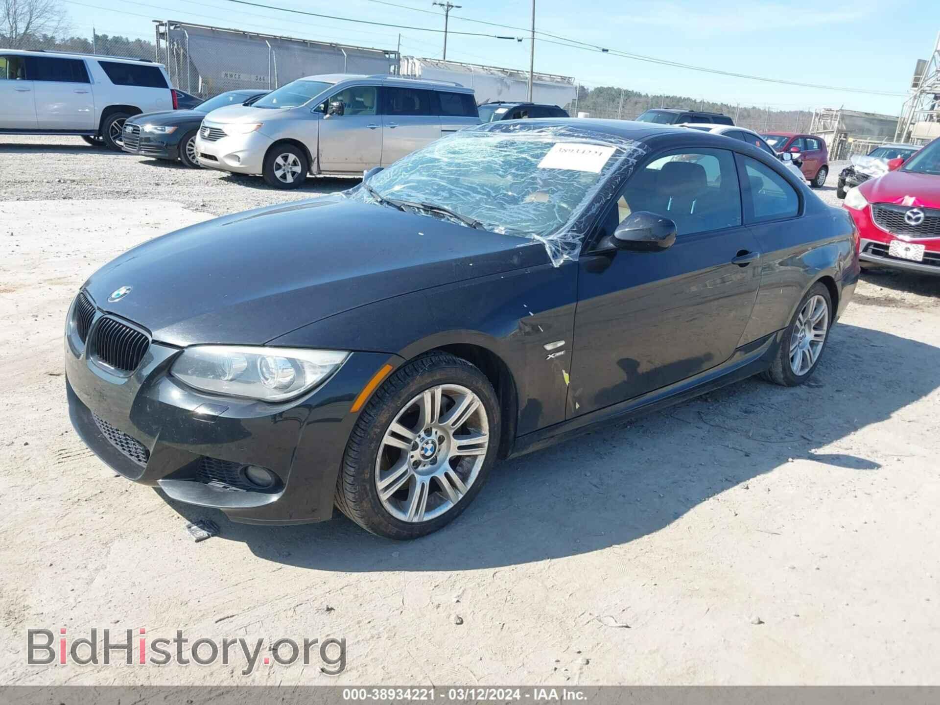 2012 BMW 335I - VIN: WBAKF9C55CE859298 - Фото 2
