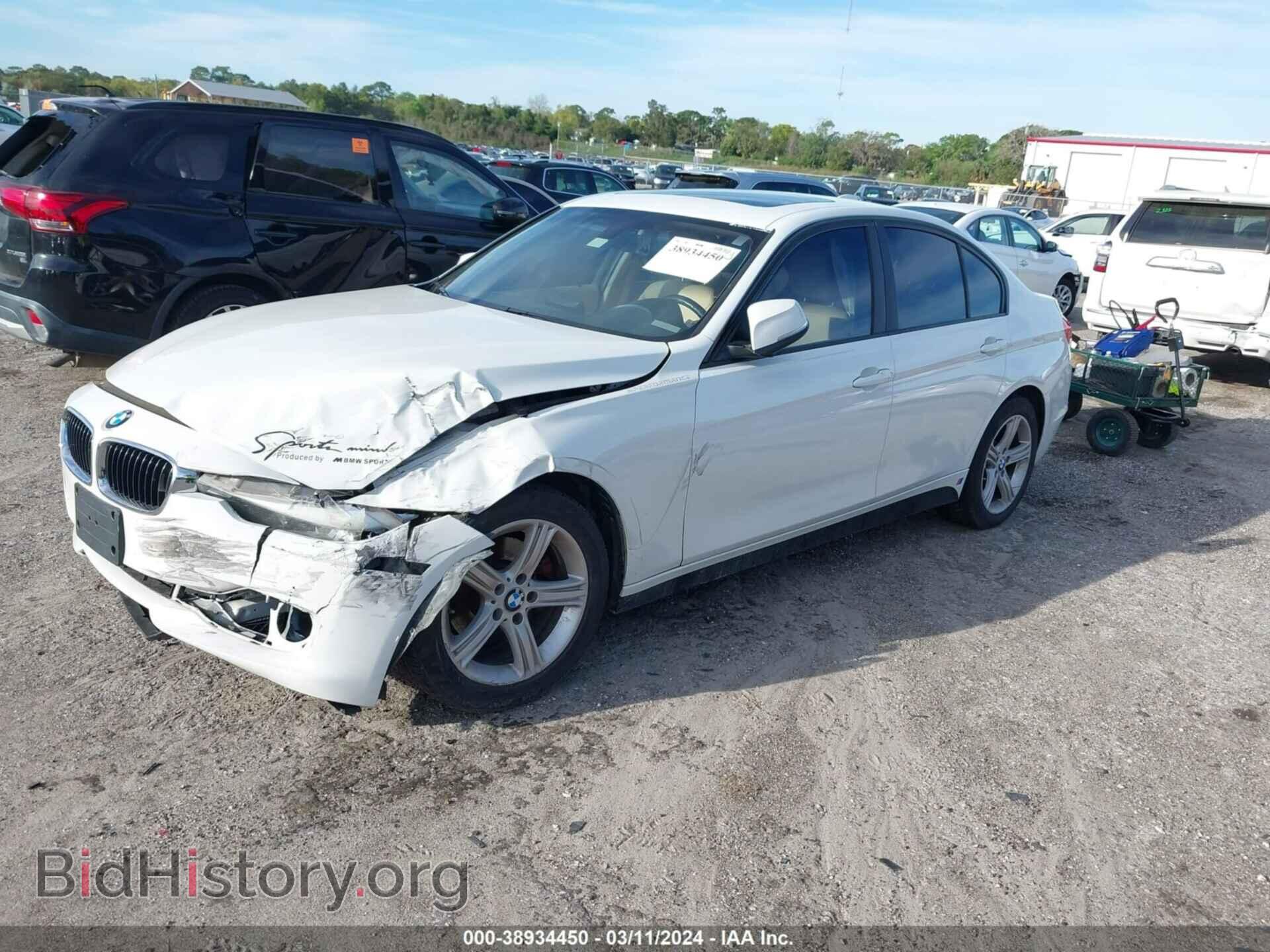 2013 BMW 320I - VIN: WBA3C3C59DF983015 - Фото 2