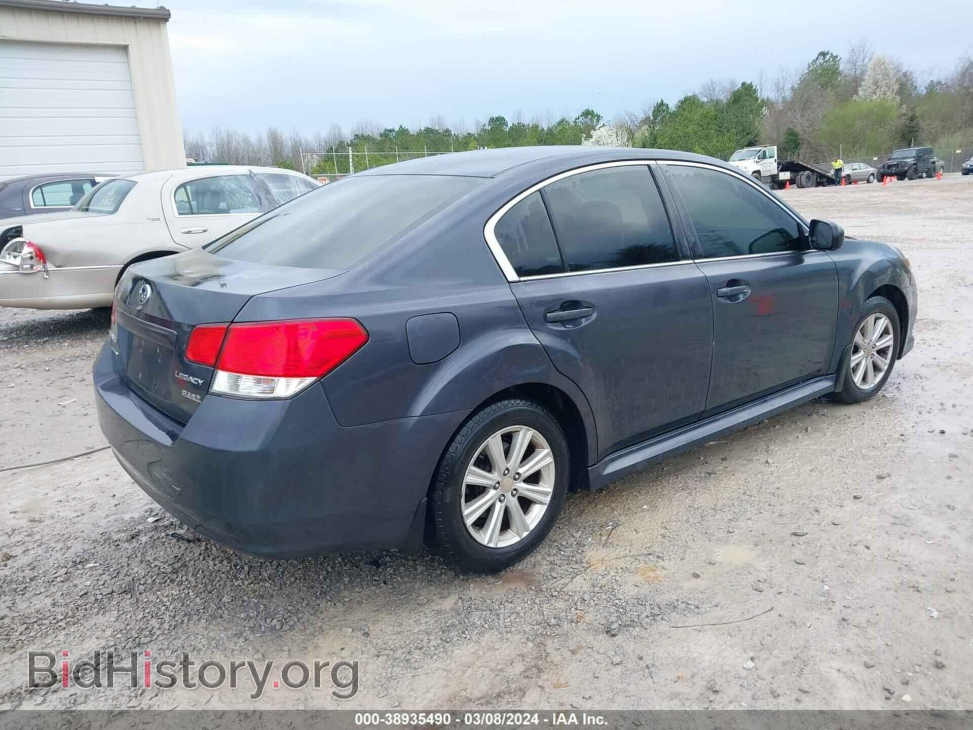 2011 SUBARU LEGACY - VIN: 4S3BMBG68B3218191 - Фото 4