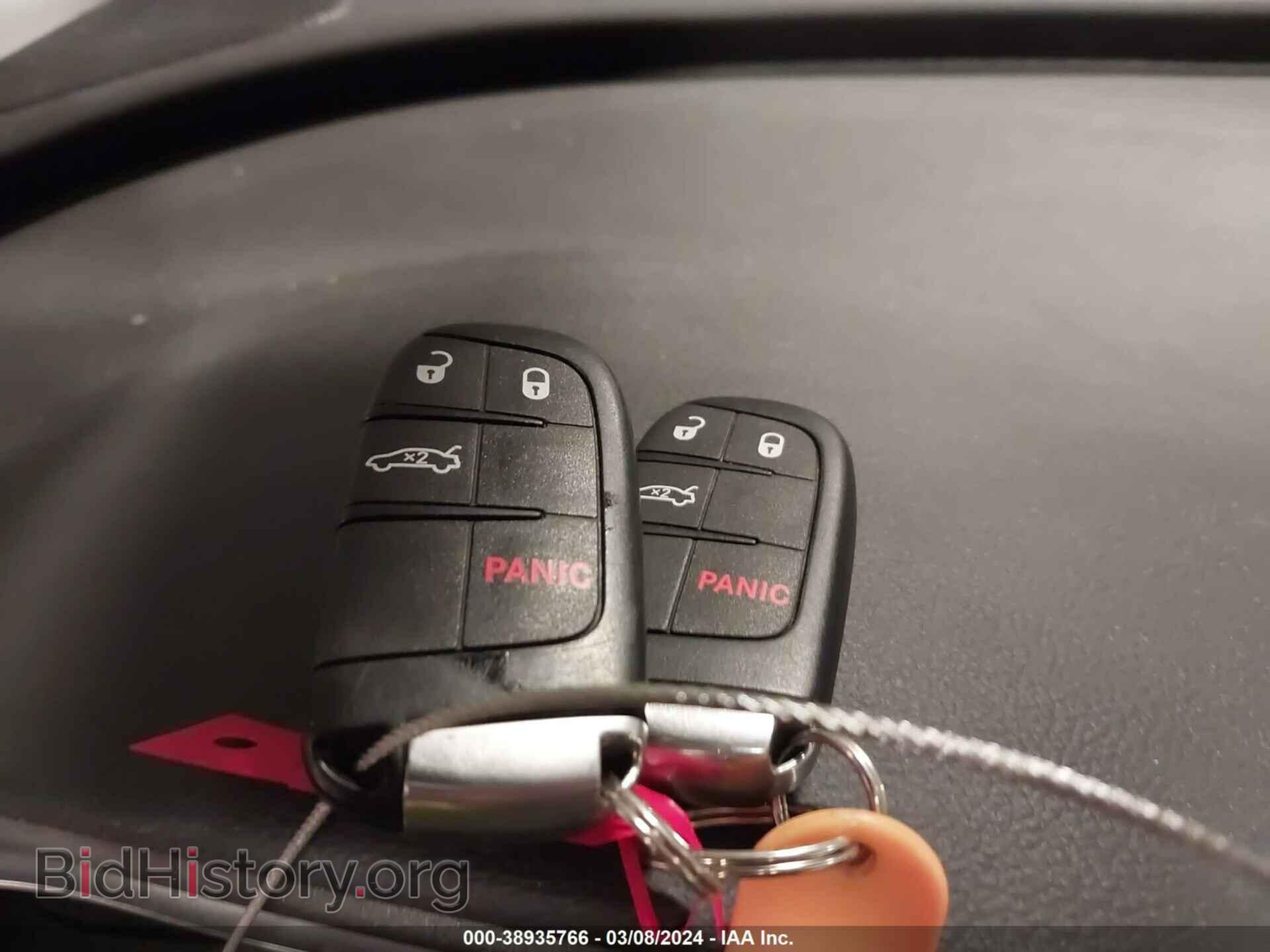 2016 CHRYSLER 200 - VIN: 1C3CCCAB3GN116770 - Фото 11