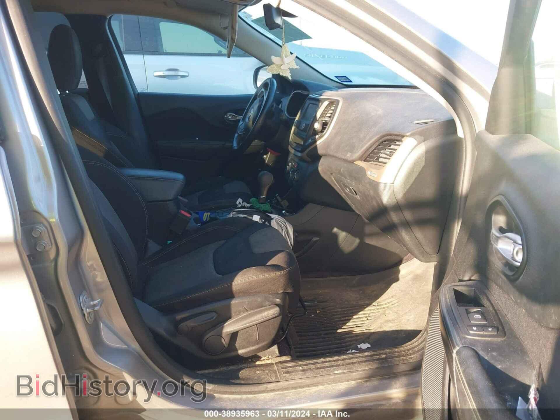 2016 JEEP CHEROKEE - VIN: 1C4PJLAB3GW302581 - Фото 5