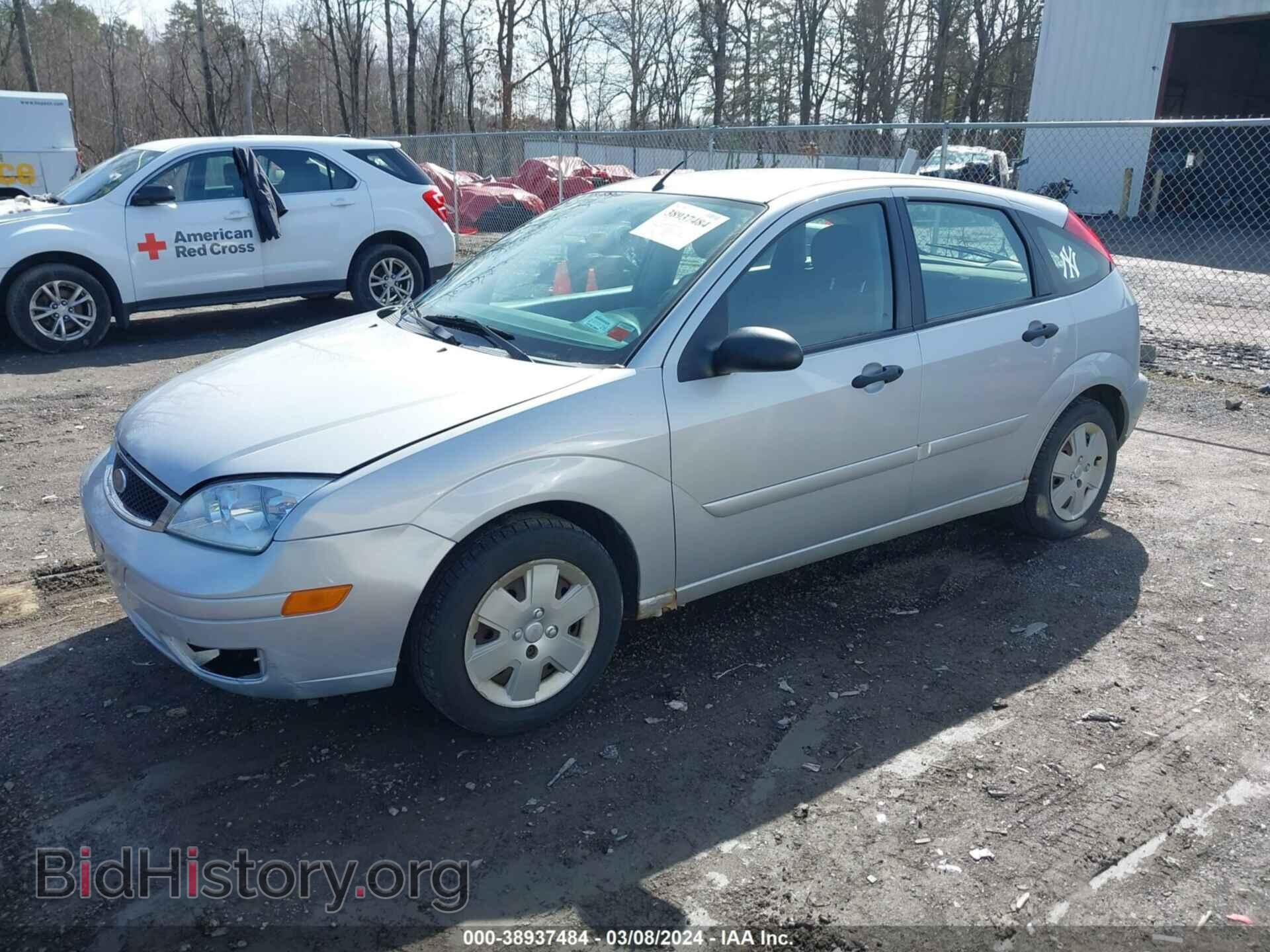 2007 FORD FOCUS - VIN: 1FAFP37N97W263383 - Photo 2