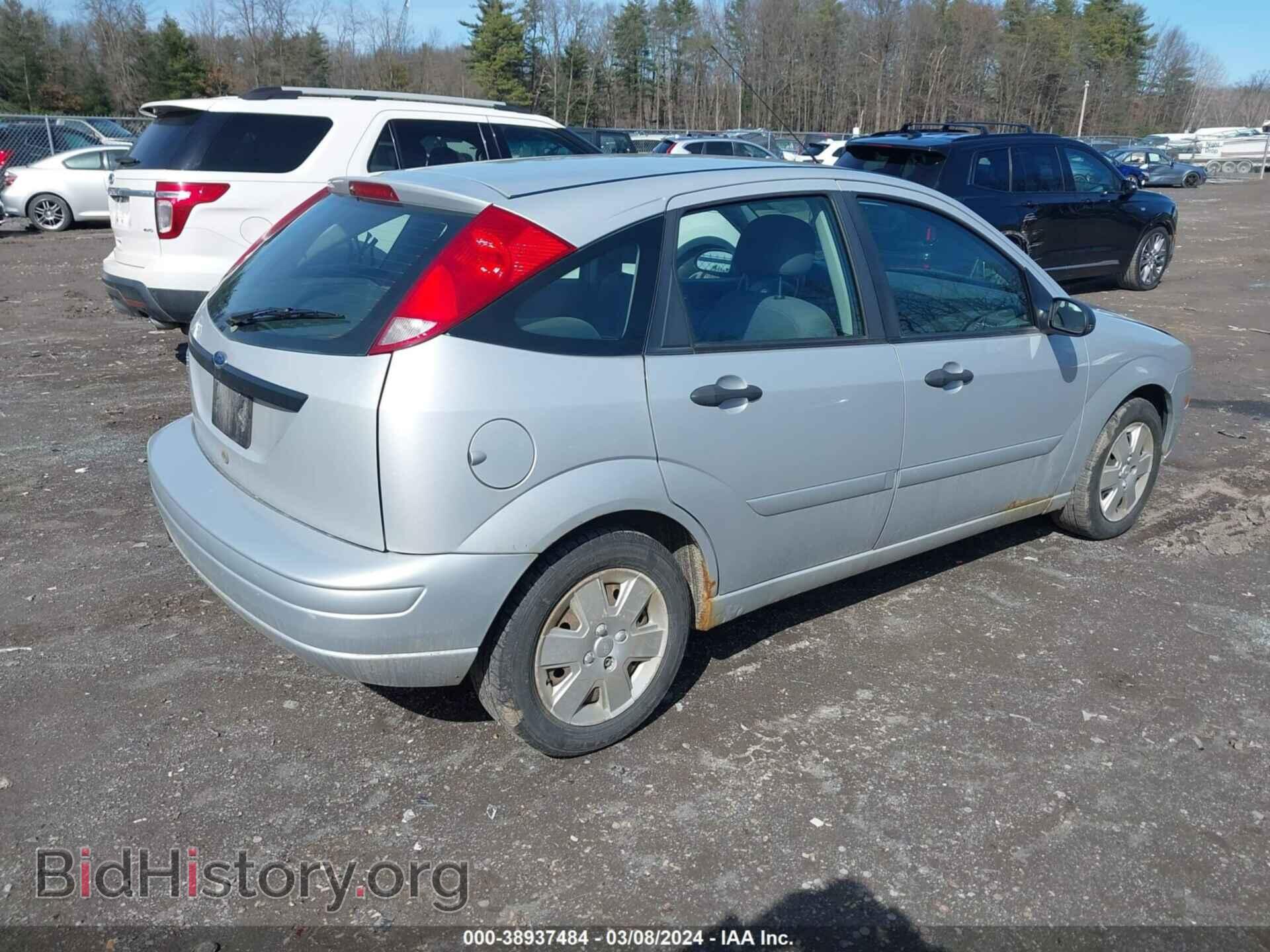 2007 FORD FOCUS - VIN: 1FAFP37N97W263383 - Photo 4