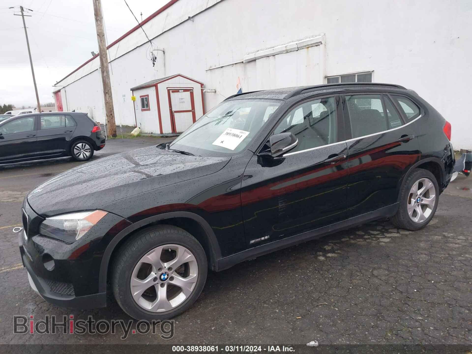 2013 BMW X1 - VIN: WBAVM1C53DVW41303 - Фото 2
