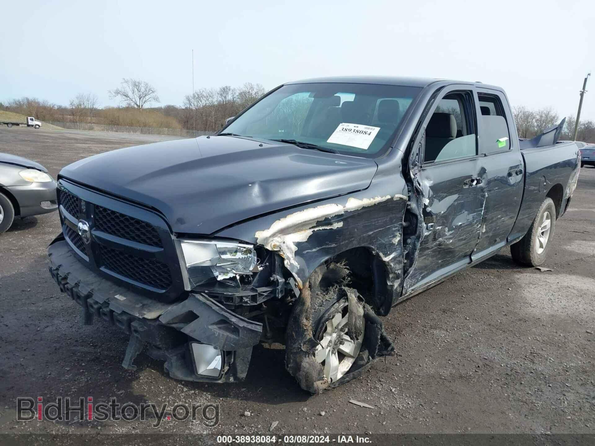 2018 RAM 1500 - VIN: 1C6RR7FG9JS261134 - Фото 2