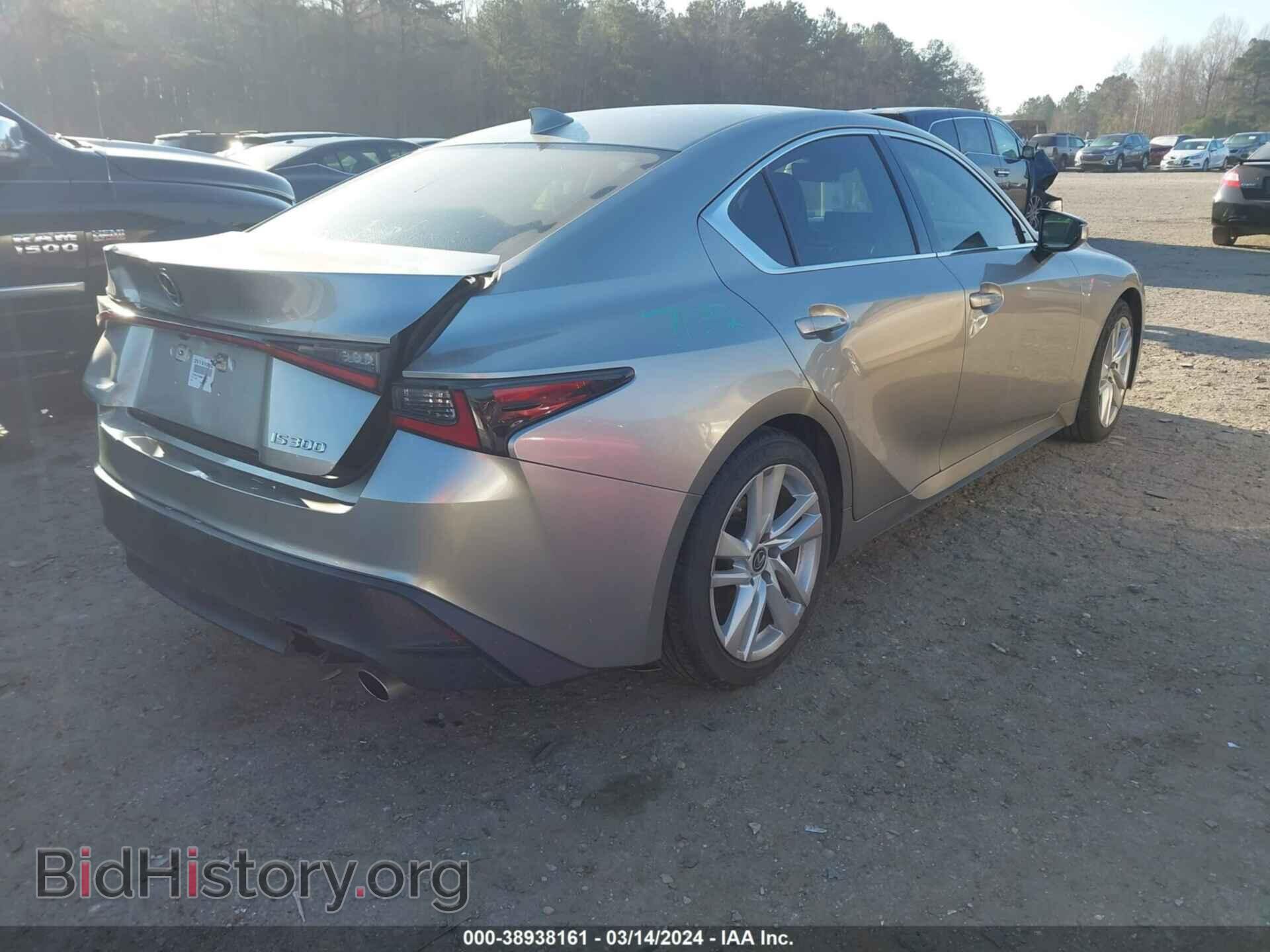 2021 LEXUS IS - VIN: JTHAA1D28M5109560 - Photo 4