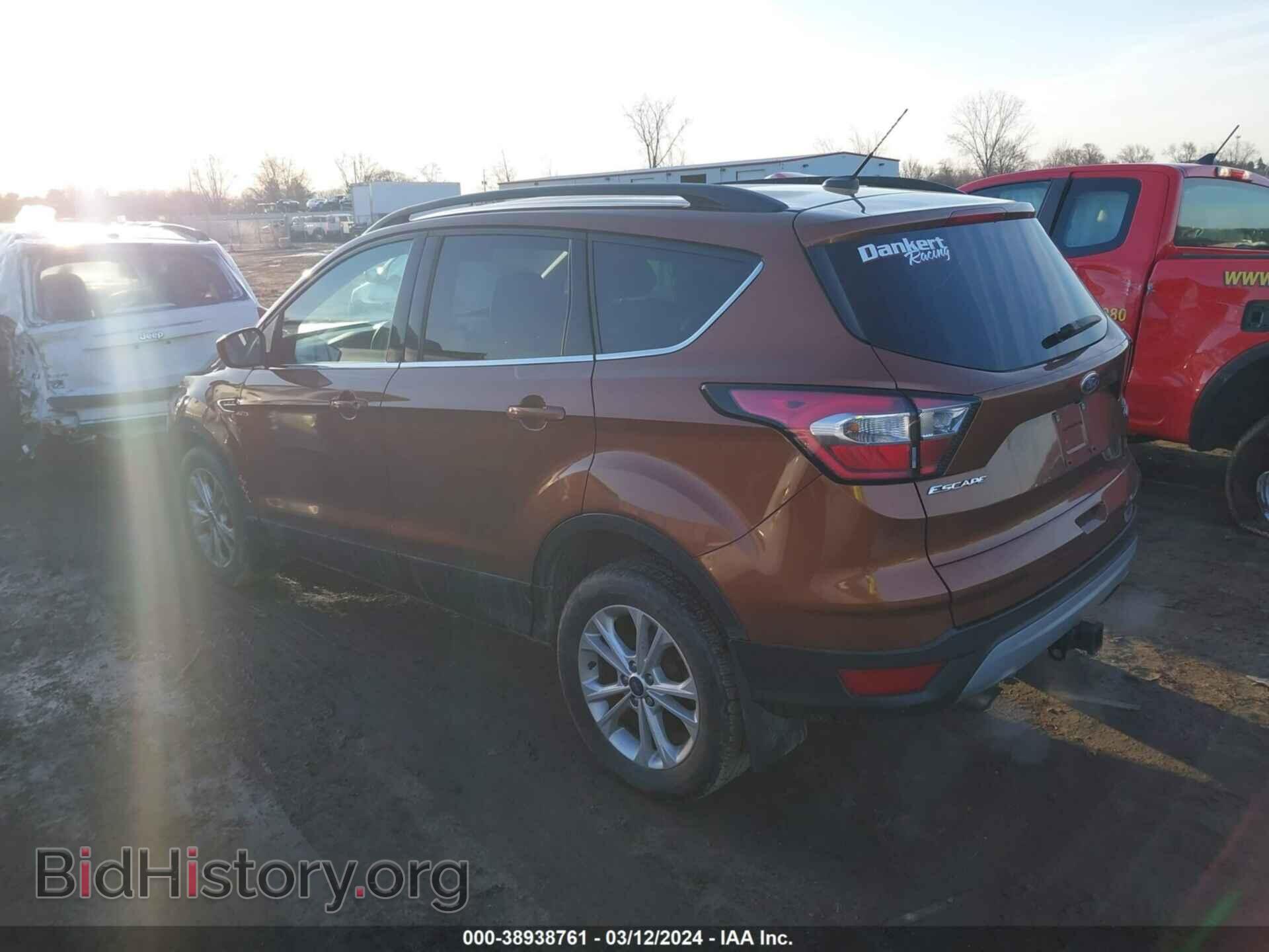 2017 FORD ESCAPE - VIN: 1FMCU9G95HUD39881 - Фото 3
