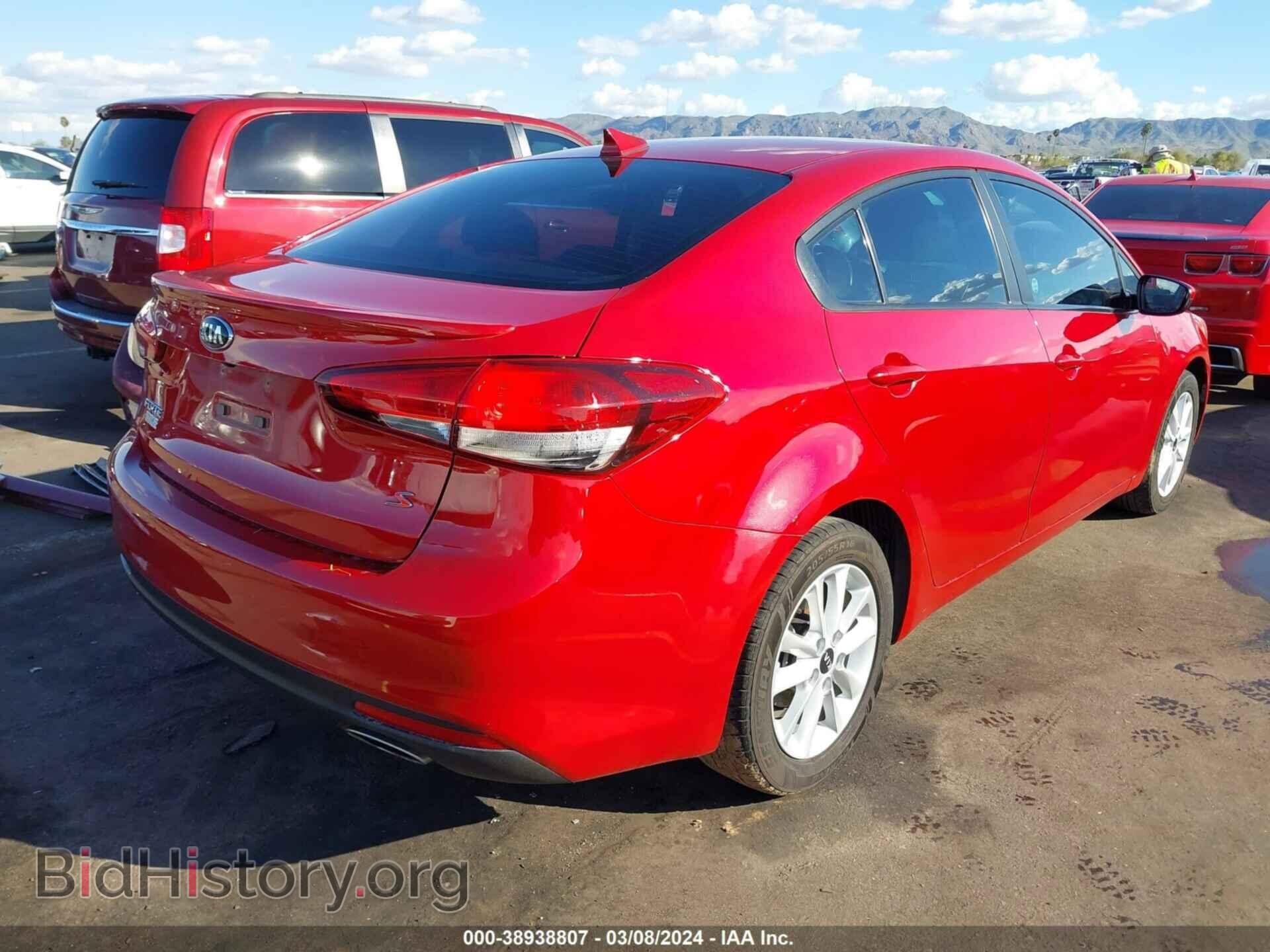 2017 KIA FORTE - VIN: 3KPFL4A71HE049585 - Photo 4