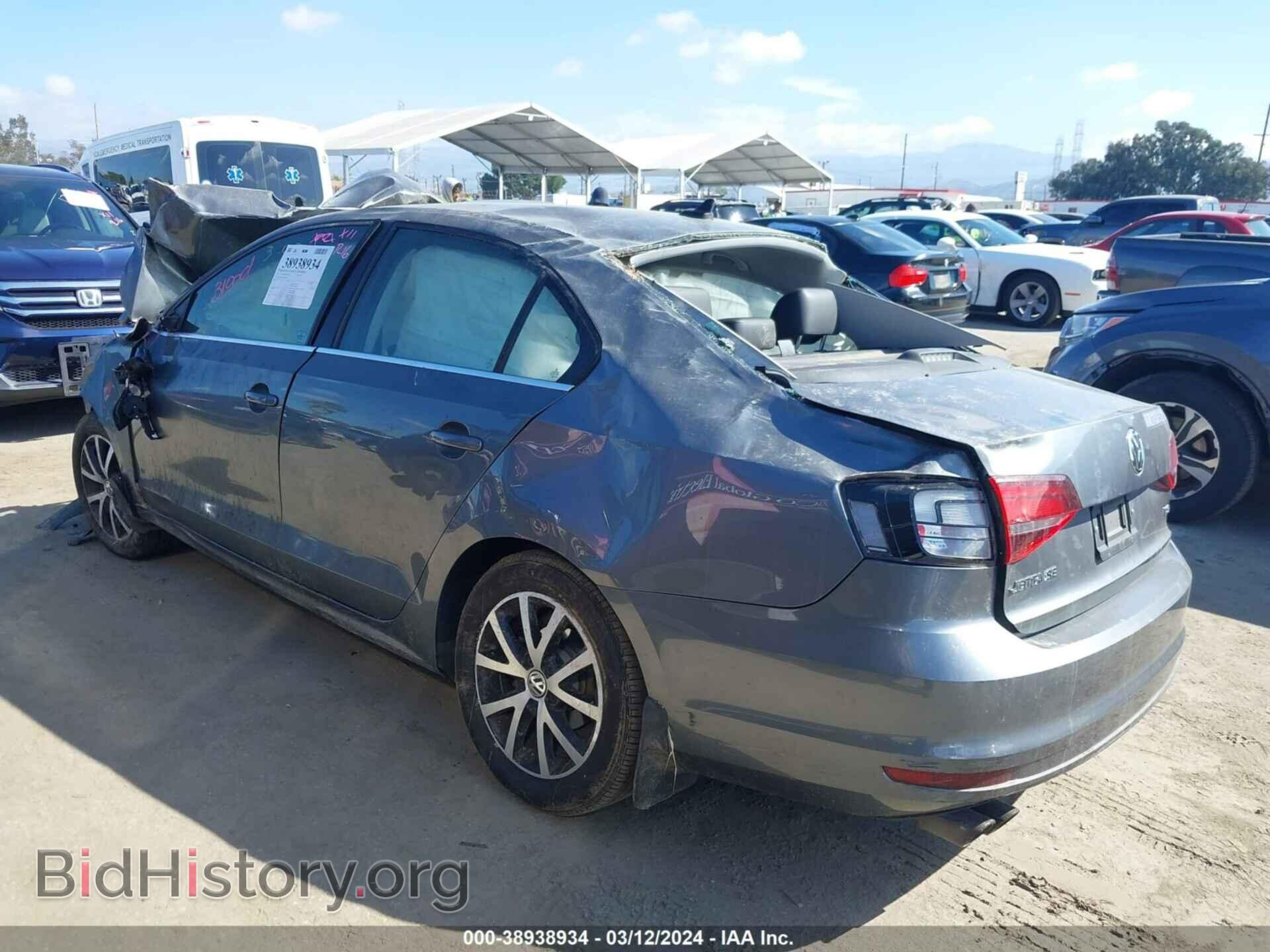 2017 VOLKSWAGEN JETTA - VIN: 3VWDB7AJ2HM298276 - Фото 3