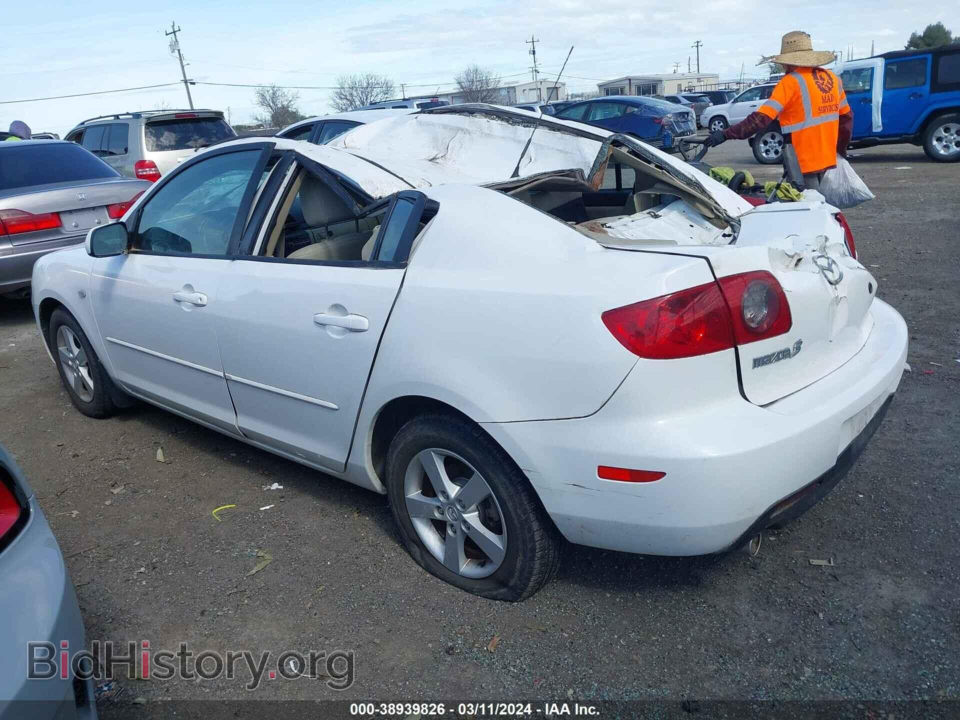2006 MAZDA MAZDA3 - VIN: JM1BK12F261529382 - Фото 3