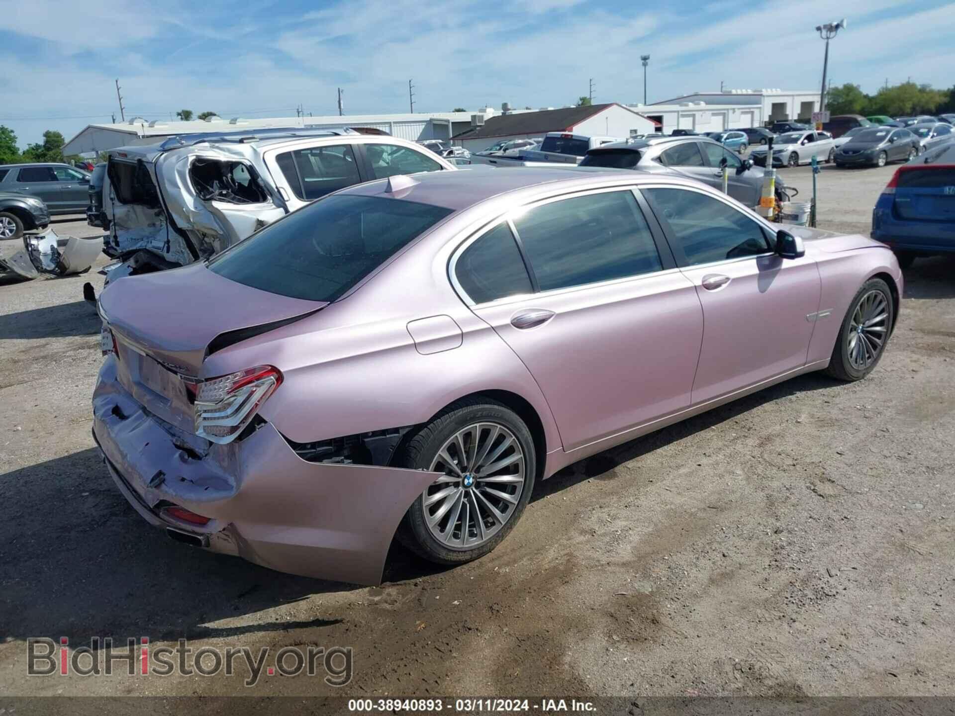 2011 BMW 740LI - VIN: WBAKB4C55BC574755 - Фото 4