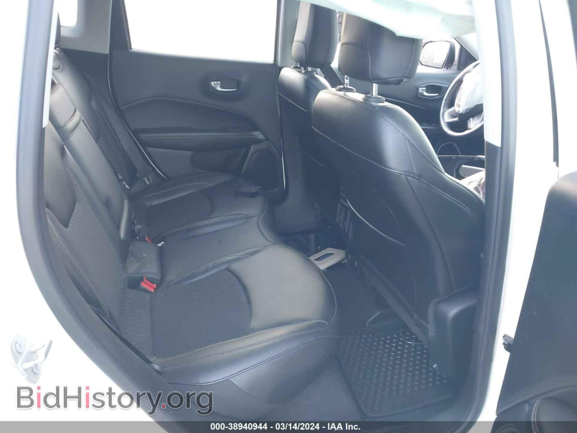 2019 JEEP COMPASS - VIN: 3C4NJDBB2KT683396 - Photo 8