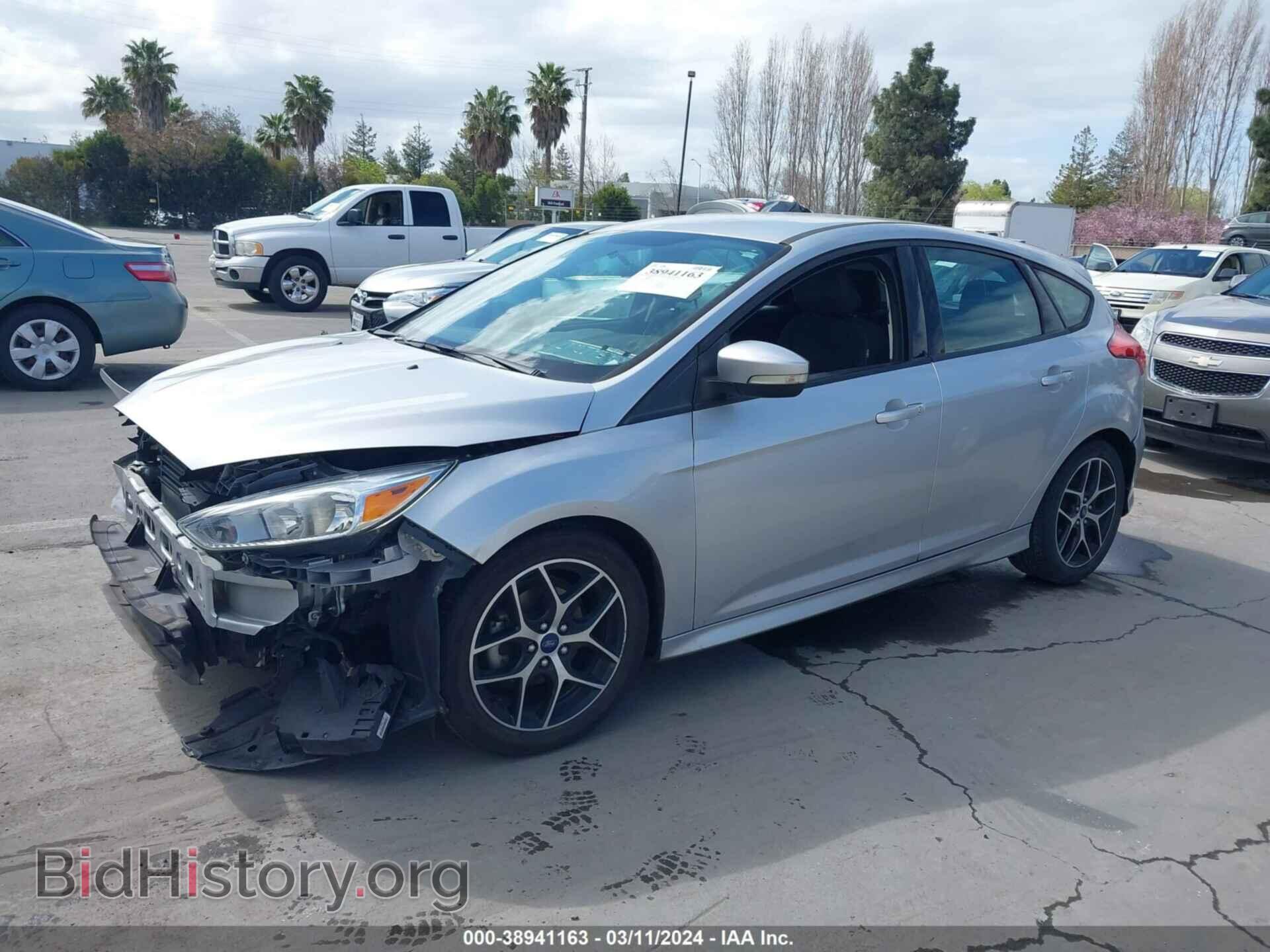 2016 FORD FOCUS - VIN: 1FADP3K28GL372830 - Фото 2