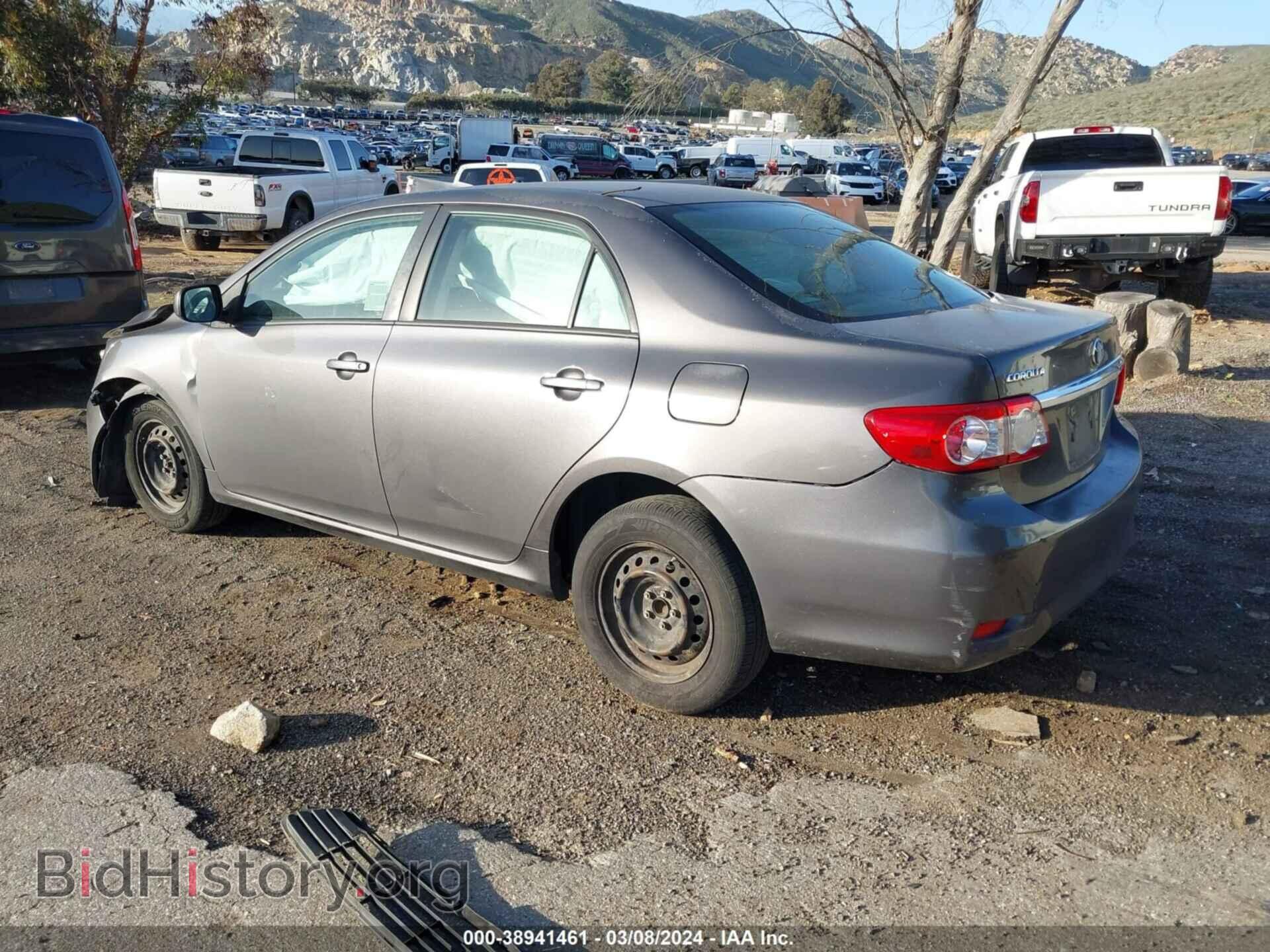 2011 TOYOTA COROLLA - VIN: JTDBU4EE0BJ090899 - Фото 3