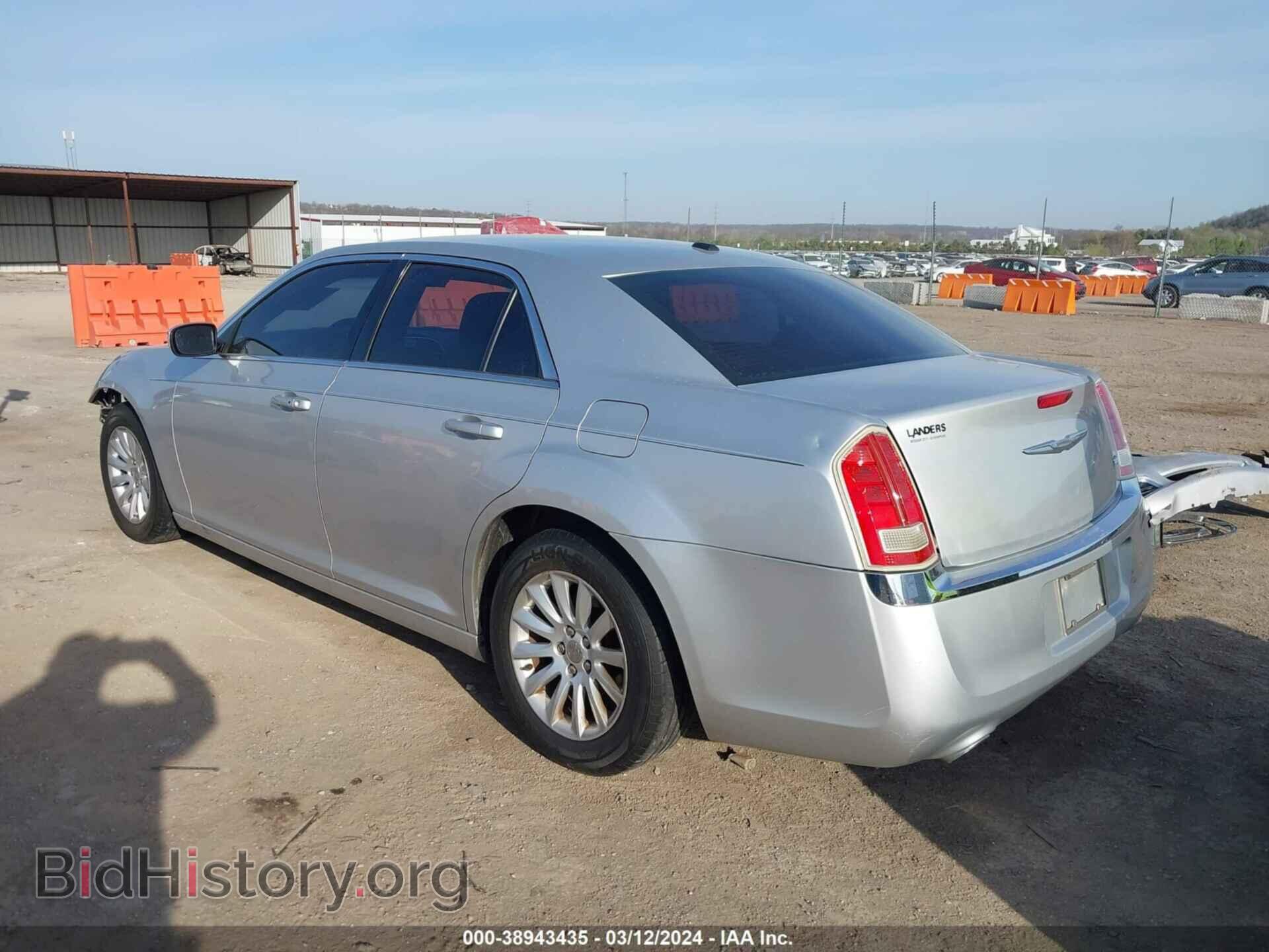 2012 CHRYSLER 300 - VIN: 2C3CCAAG1CH313505 - Фото 3