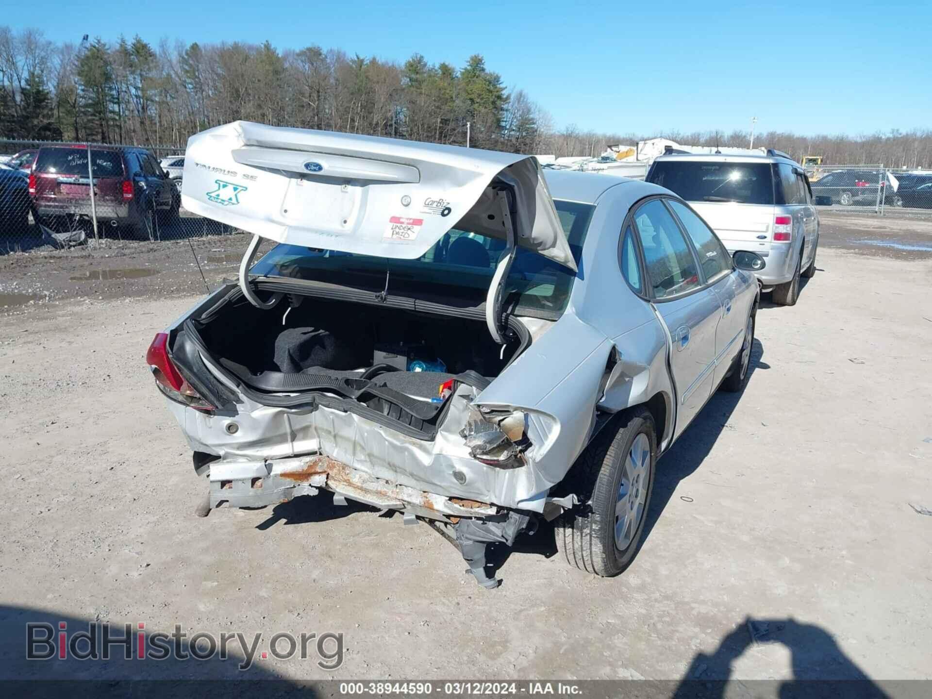 2006 FORD TAURUS - VIN: 1FAFP53UX6A106904 - Фото 6
