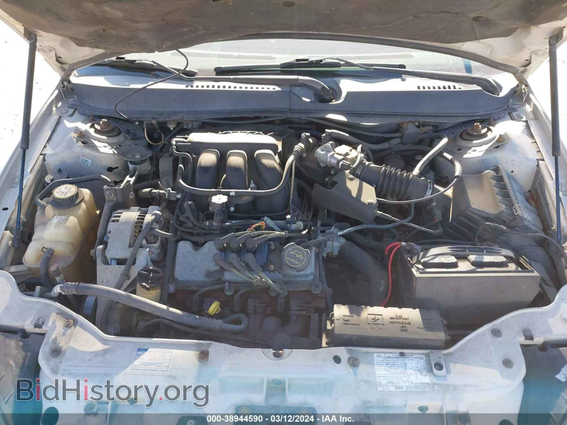 2006 FORD TAURUS - VIN: 1FAFP53UX6A106904 - Фото 10