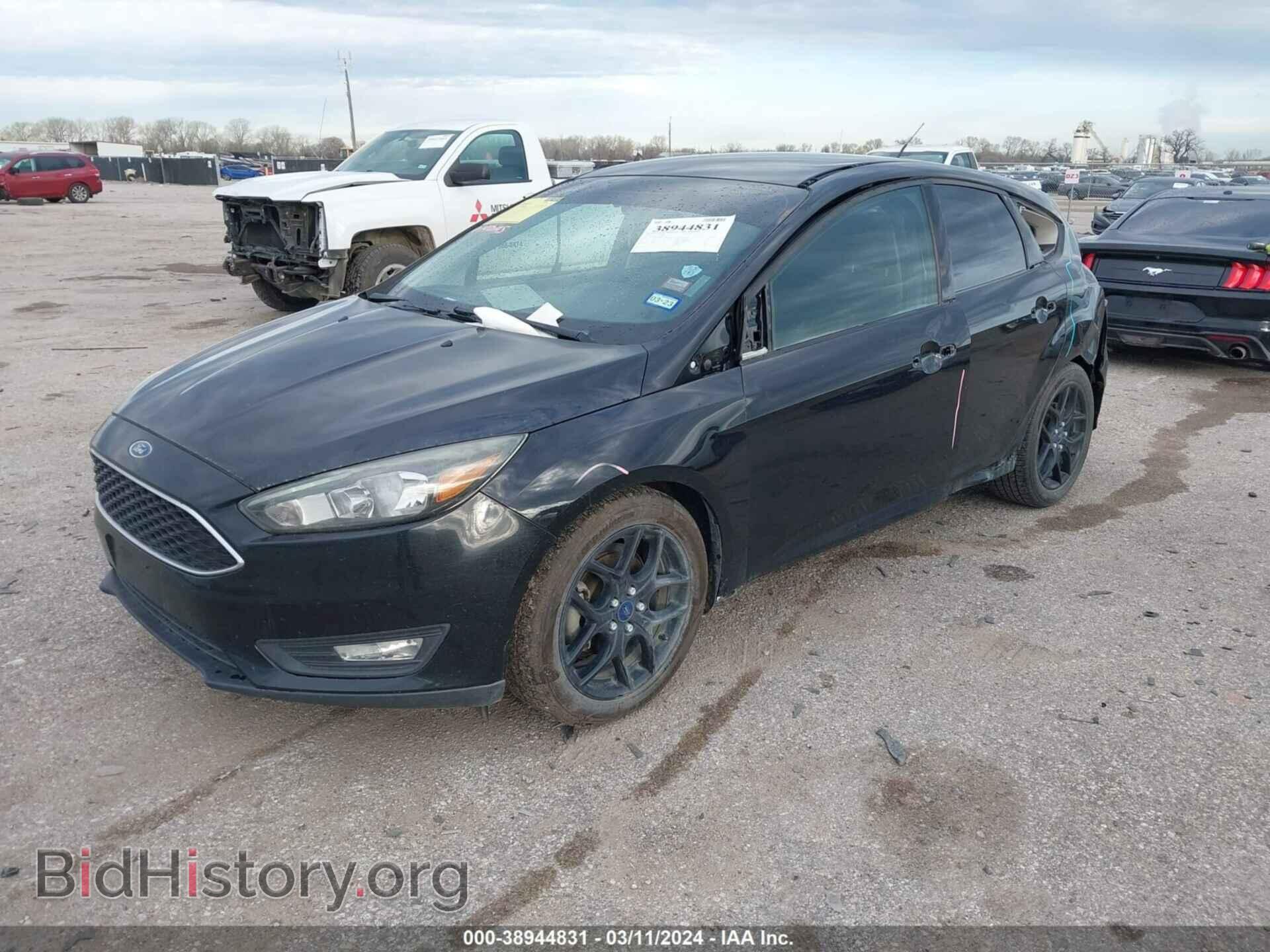 2016 FORD FOCUS - VIN: 1FADP3K26GL406926 - Фото 2