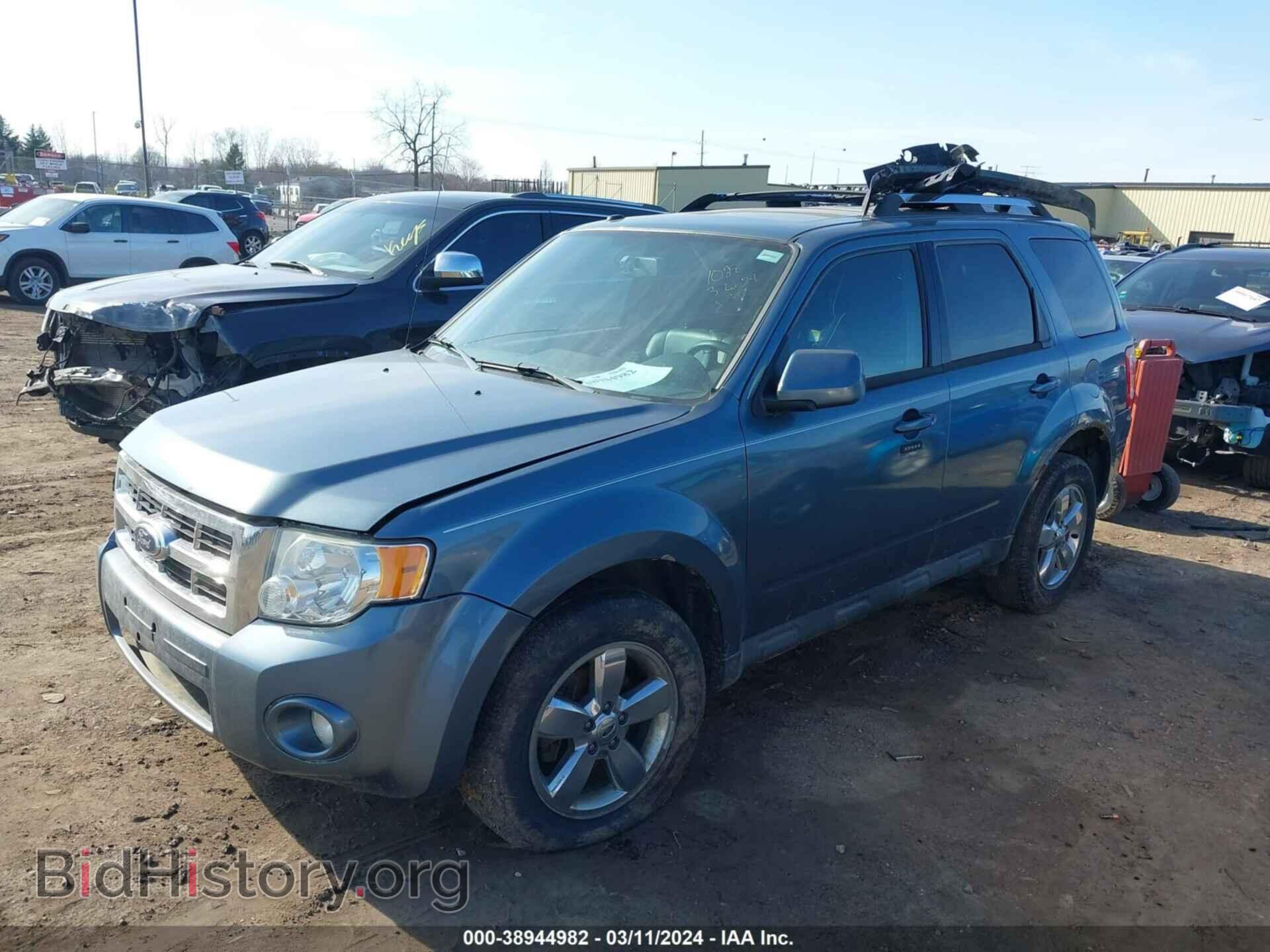 2011 FORD ESCAPE - VIN: 1FMCU0E71BKA21028 - Фото 2