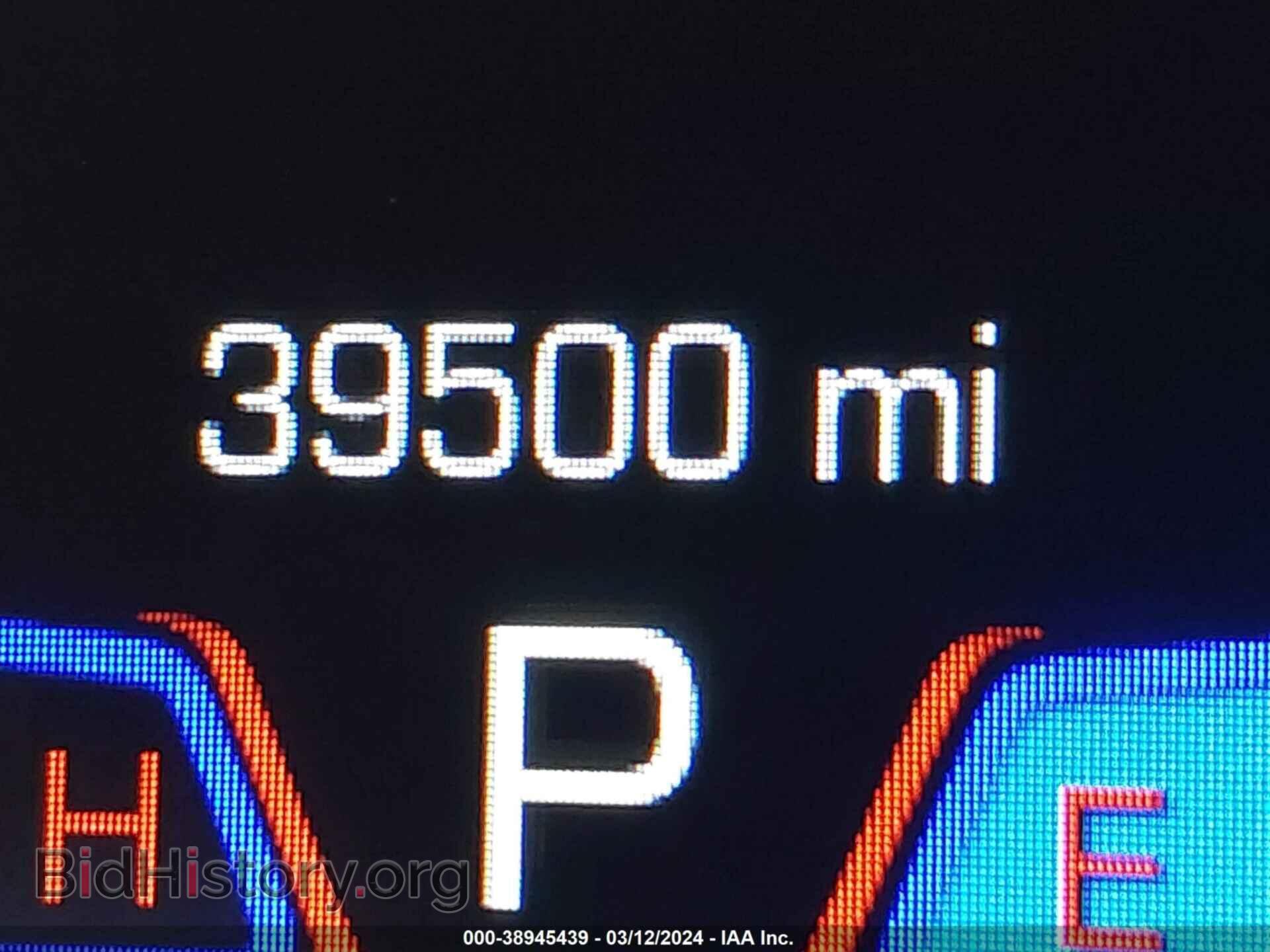 2019 CHRYSLER 300 - VIN: 2C3CCARG7KH706332 - Фото 15