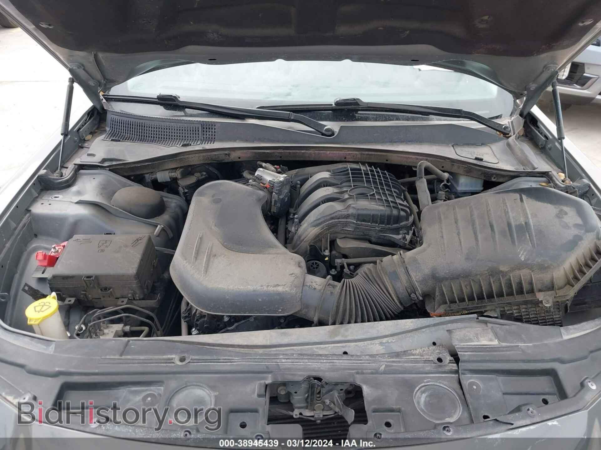 2019 CHRYSLER 300 - VIN: 2C3CCARG7KH706332 - Фото 10