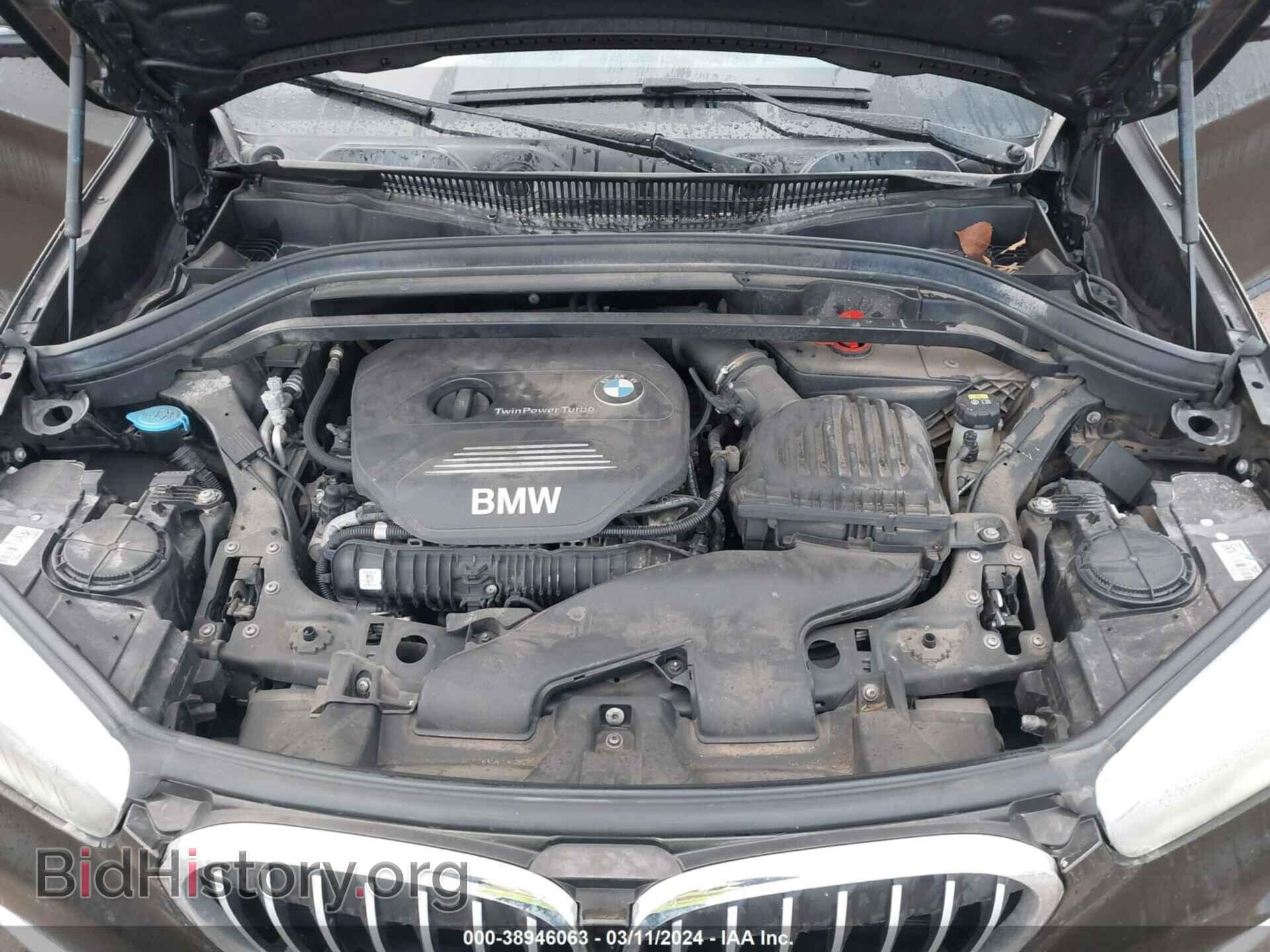 2017 BMW X1 - VIN: WBXHT3C37H5F81101 - Фото 10