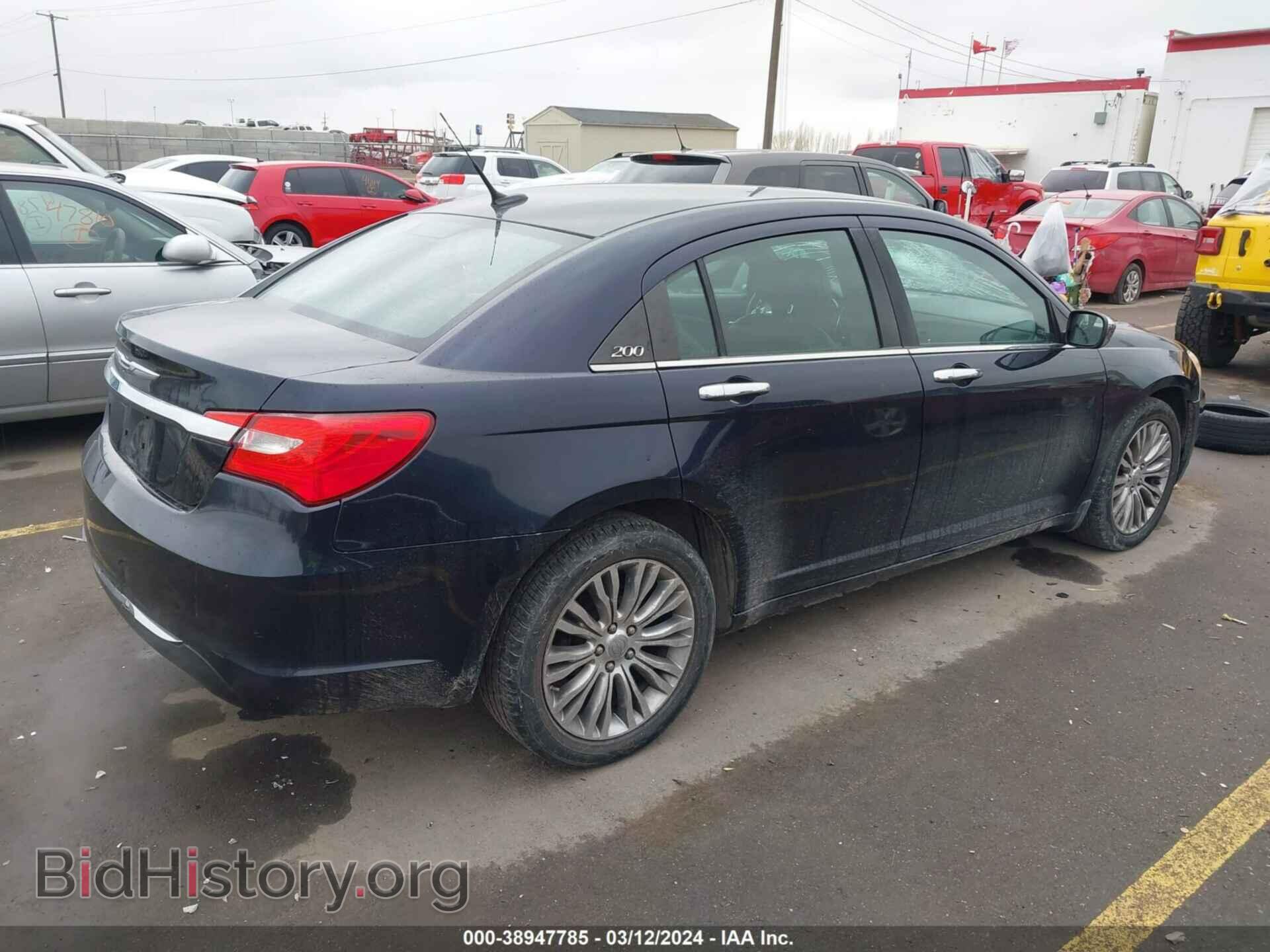 2011 CHRYSLER 200 - VIN: 1C3BC2FG0BN505854 - Фото 4