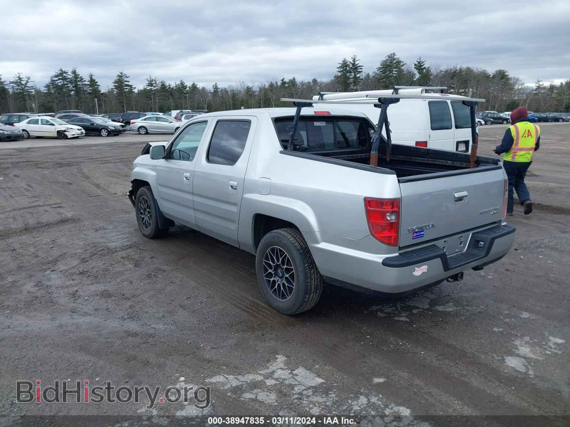 2011 HONDA RIDGELINE - VIN: 5FPYK1F55BB001114 - Фото 3