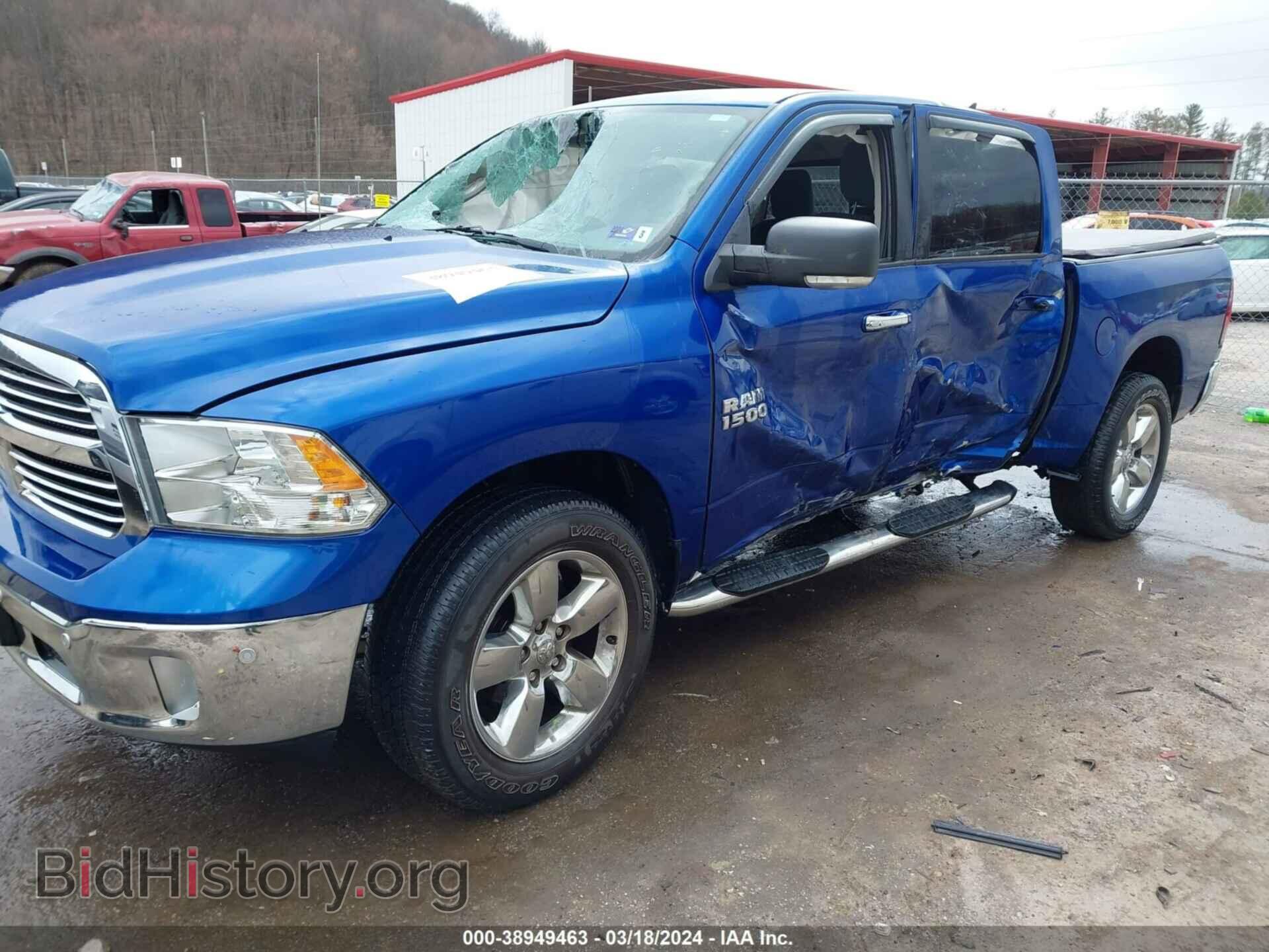 2018 RAM 1500 - VIN: 1C6RR7LG3JS140779 - Фото 2