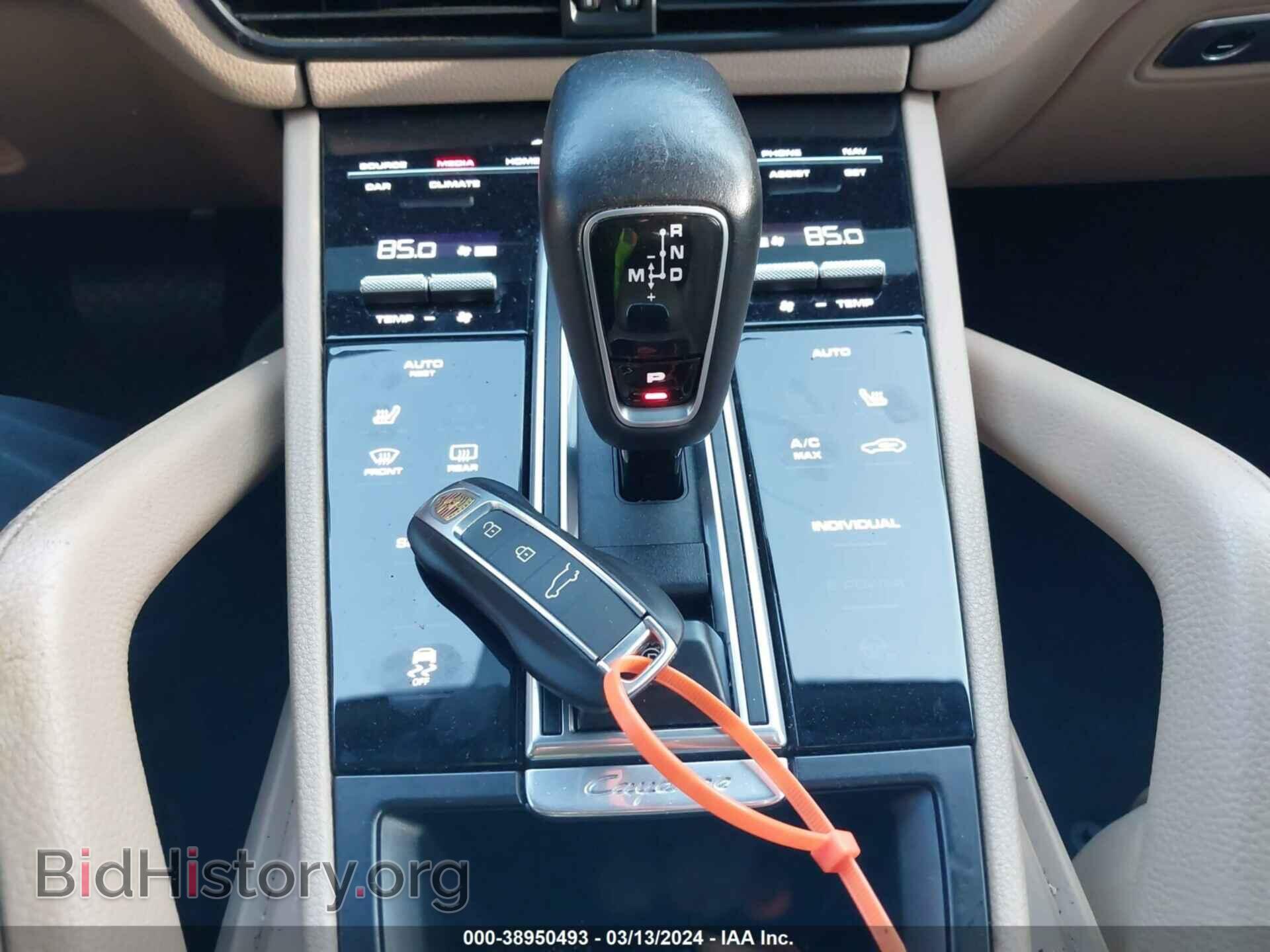 2019 PORSCHE CAYENNE - VIN: WP1AA2AY1KDA04828 - Фото 11