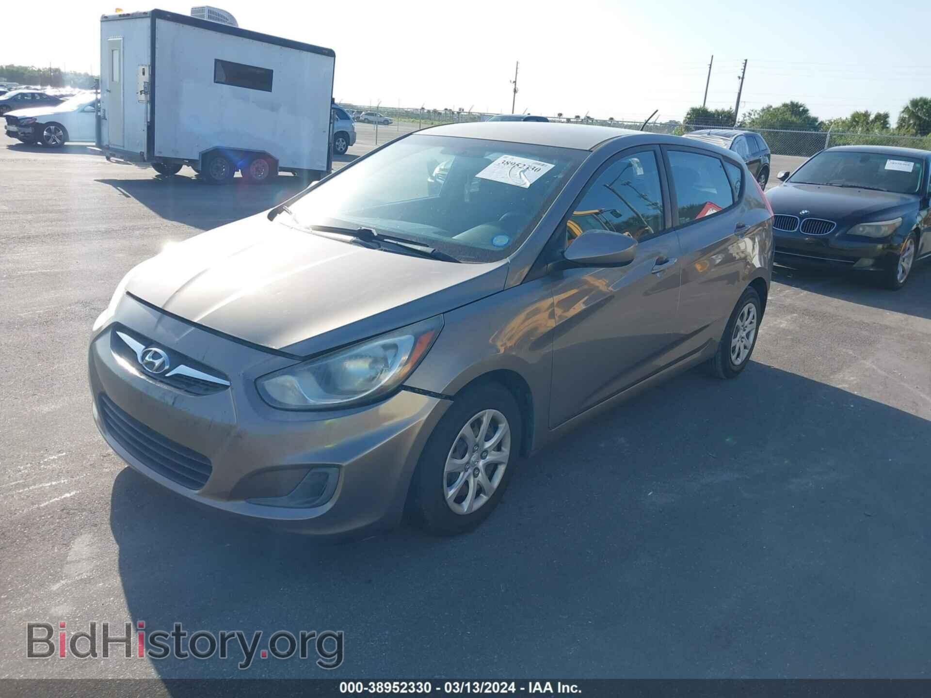 2014 HYUNDAI ACCENT - VIN: KMHCT5AE1EU141599 - Фото 2