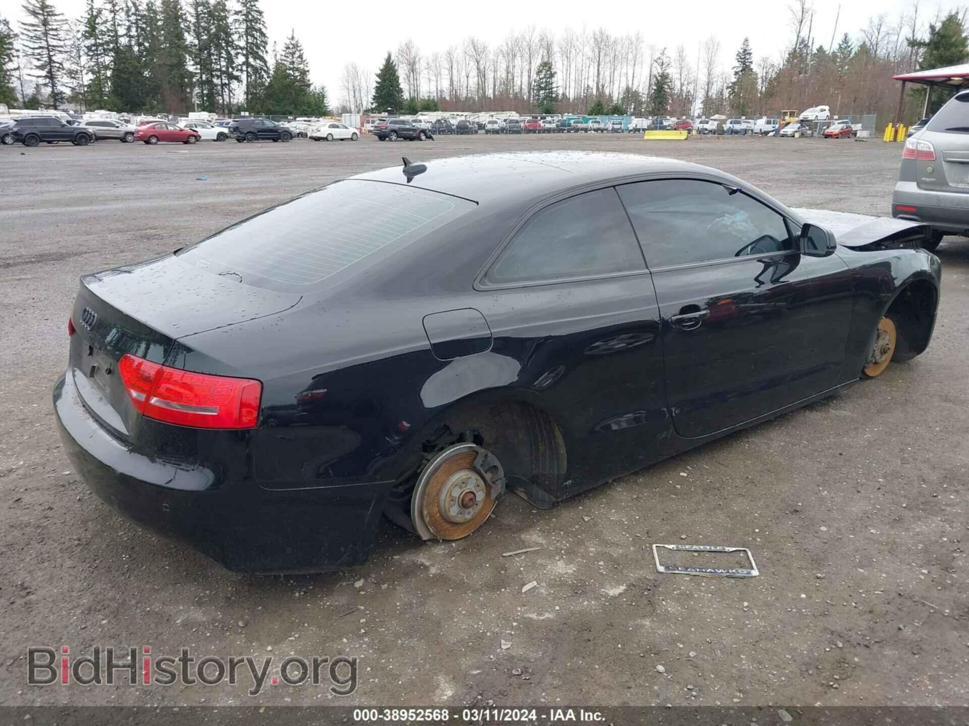 2011 AUDI A5 - VIN: WAULFAFR3BA048335 - Фото 4