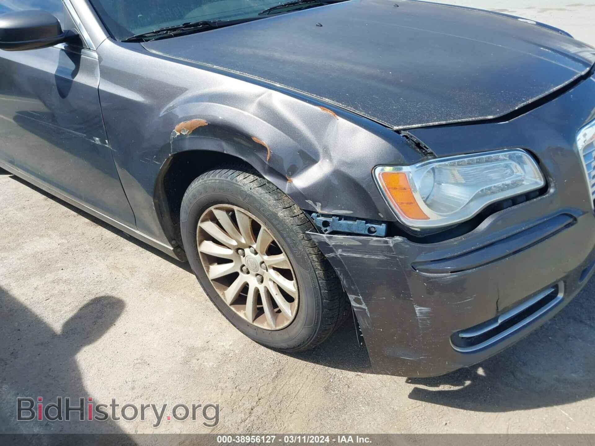 2013 CHRYSLER 300 - VIN: 2C3CCAAG9DH572812 - Фото 12