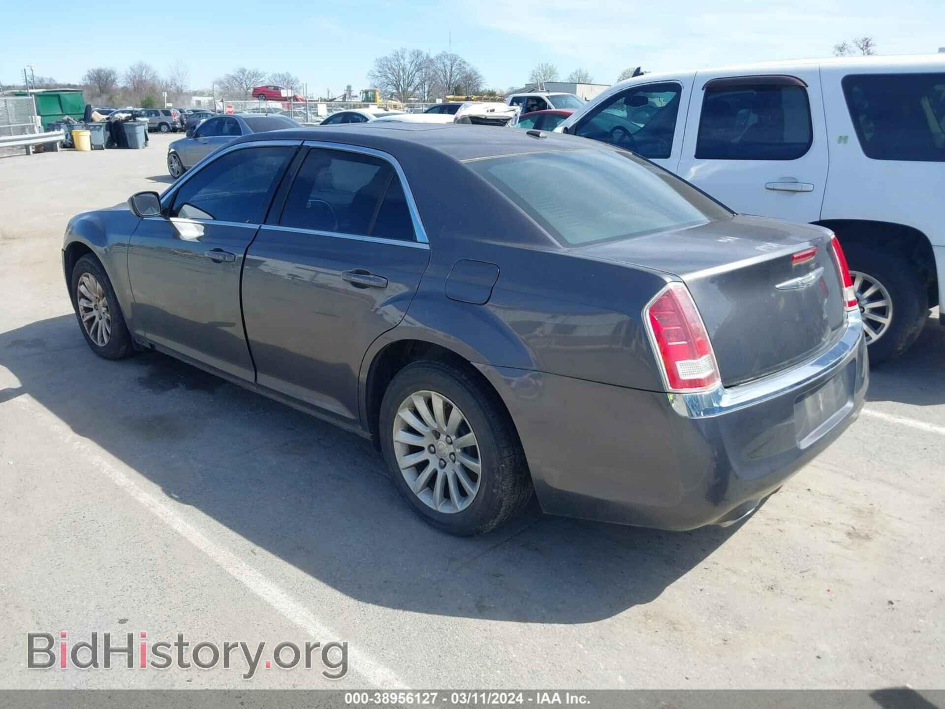 2013 CHRYSLER 300 - VIN: 2C3CCAAG9DH572812 - Фото 3