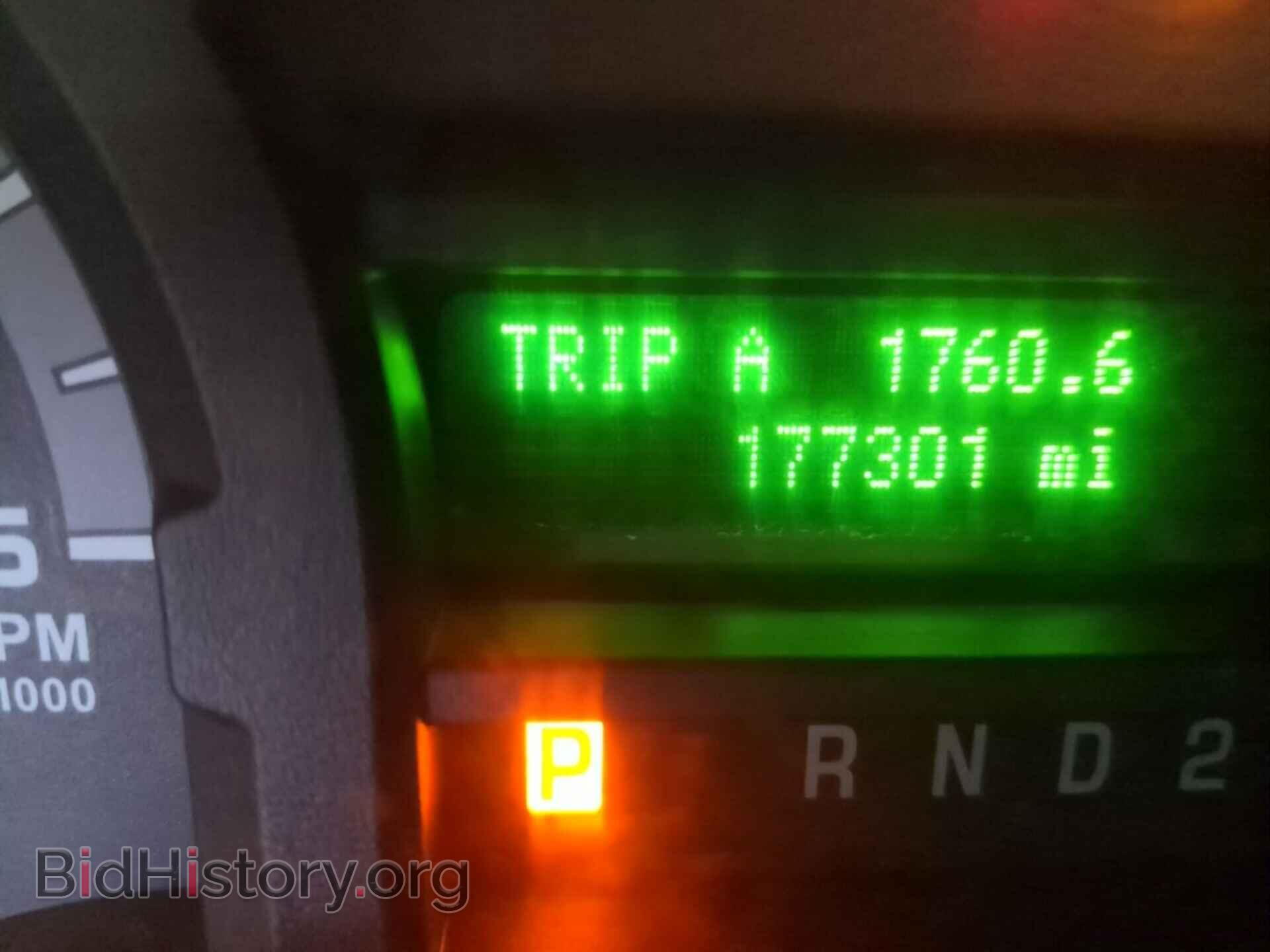 2011 FORD E-250 - VIN: 1FTNE2ELXBDA18524 - Photo 2