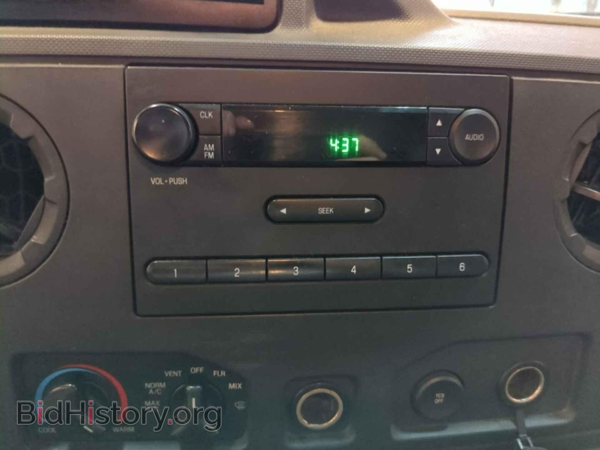 2011 FORD E-250 - VIN: 1FTNE2ELXBDA18524 - Photo 9
