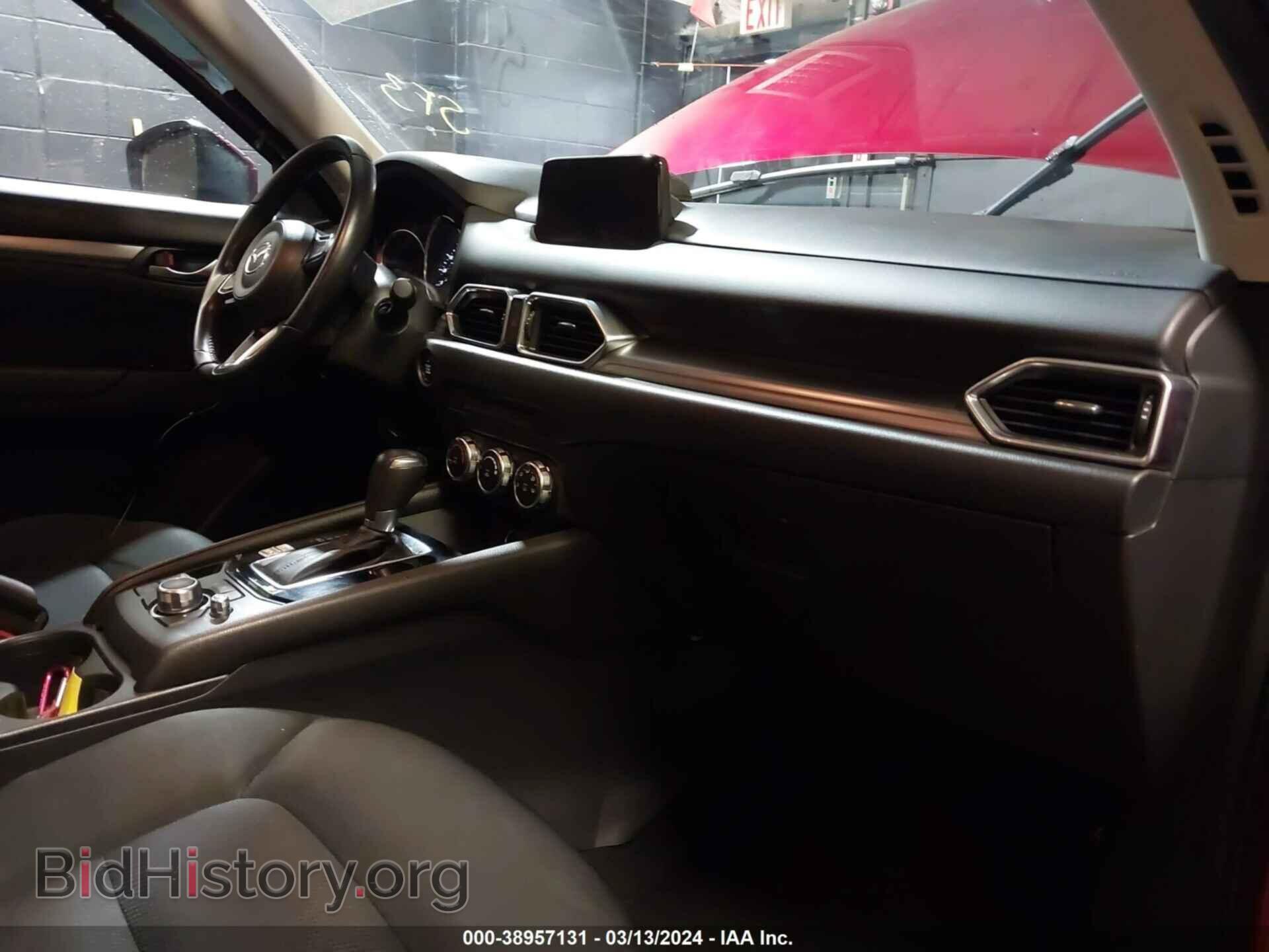 2018 MAZDA CX-5 - VIN: JM3KFBBM3J0450141 - Фото 5