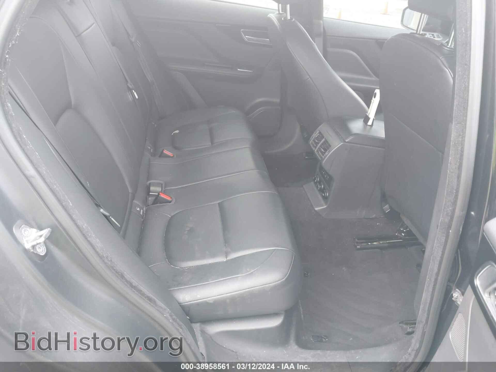 2017 JAGUAR F-PACE - VIN: SADCJ2BV0HA098102 - Фото 8
