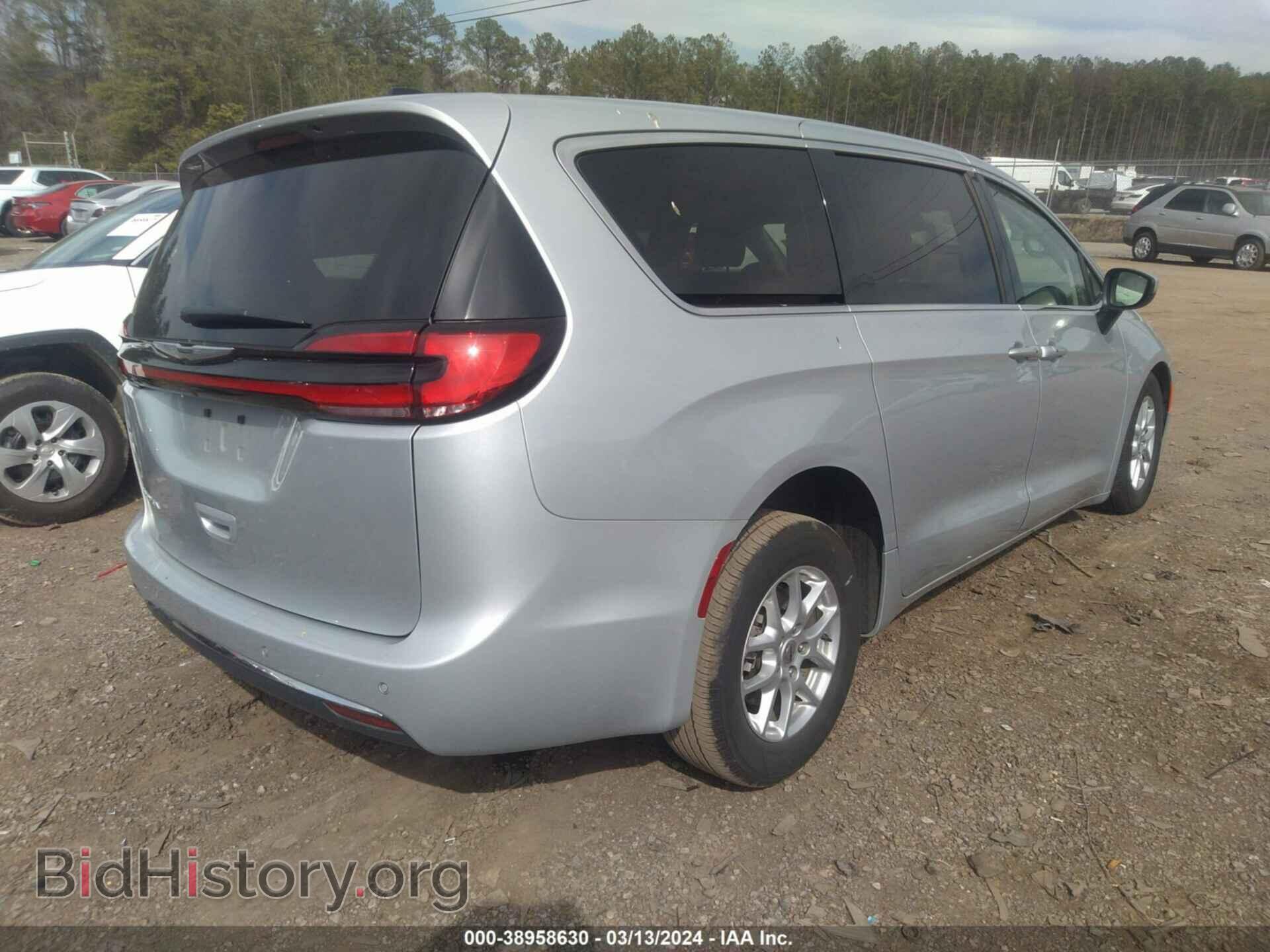 2023 CHRYSLER PACIFICA - VIN: 2C4RC1BG2PR520974 - Photo 4