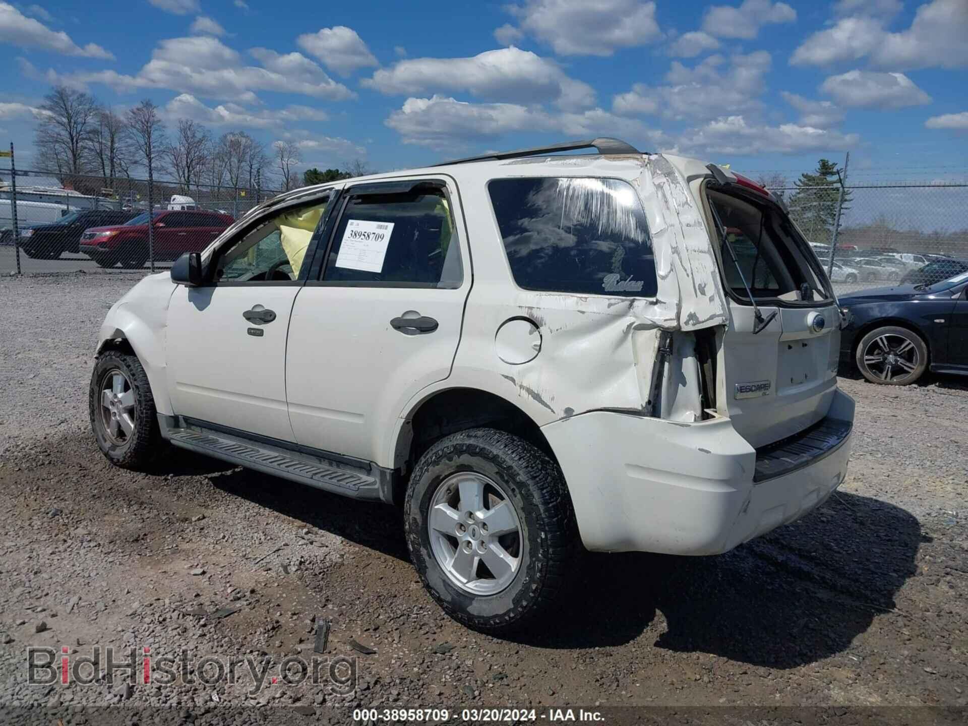 2009 FORD ESCAPE - VIN: 1FMCU93G19KA60686 - Фото 3