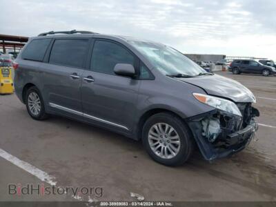 2017 Toyota SIENNA XLE 8 Passenger, серый — VIN 5TDYZ3DC2HS862529, IAAI