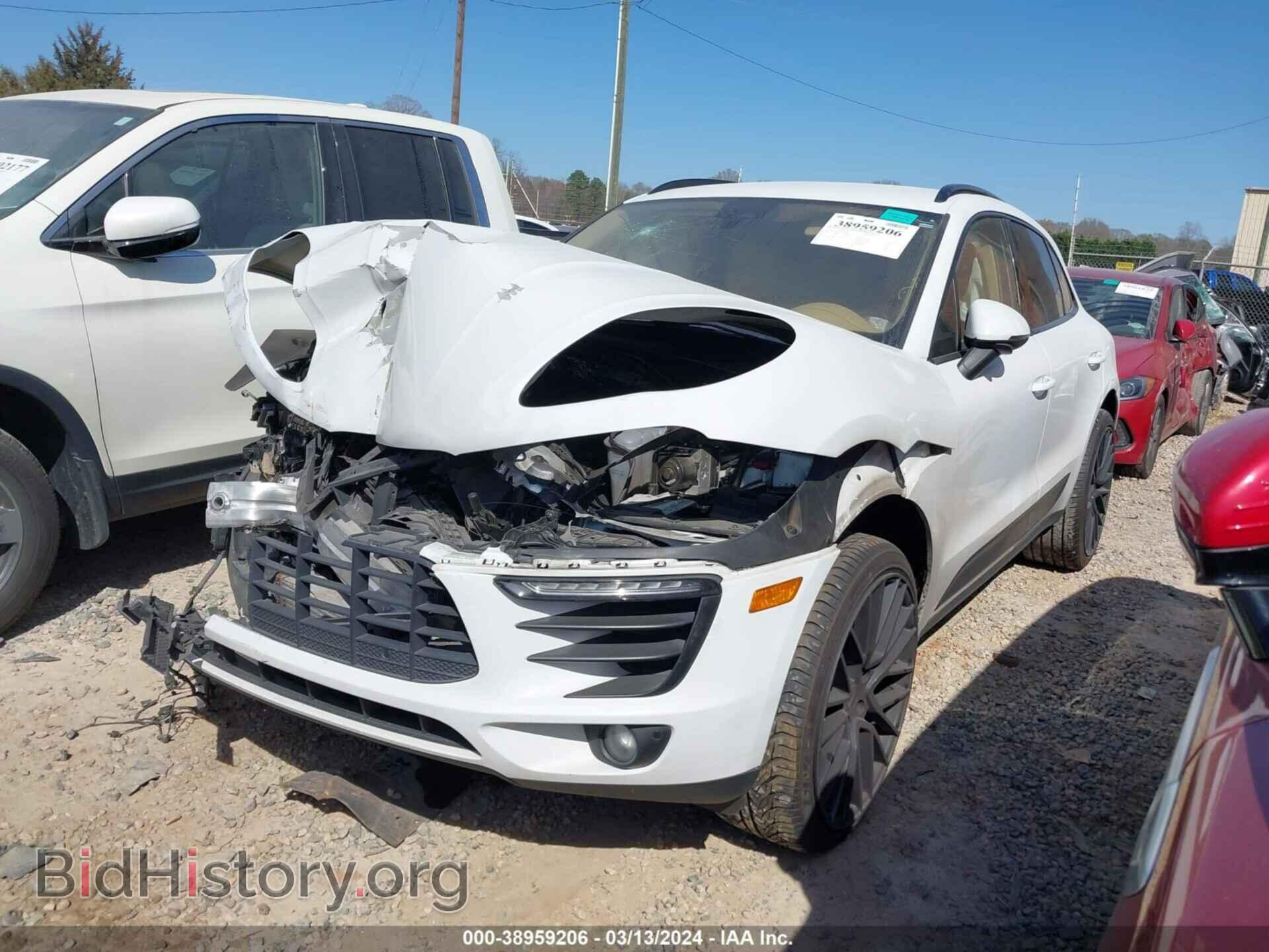 2017 PORSCHE MACAN - VIN: WP1AA2A57HLB01827 - Photo 2