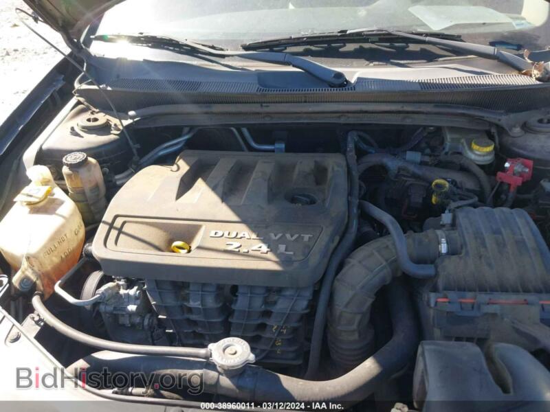 2014 Chrysler 200 (VIN 1C3CCBBB6EN183580) — photo 10 of 11